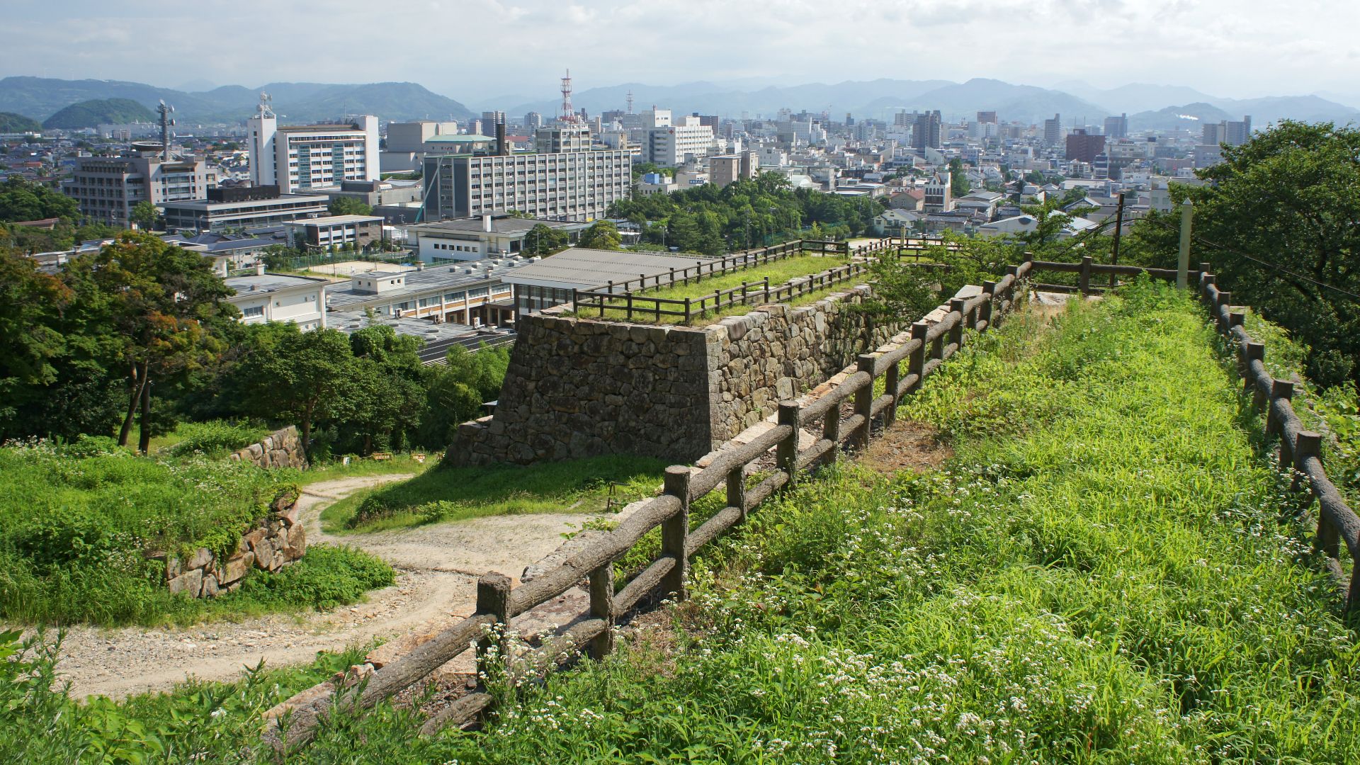 File:Tottori castle08 1920.jpg