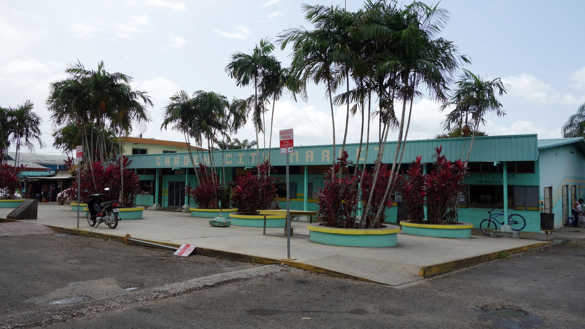 File:Belmopan market.jpg