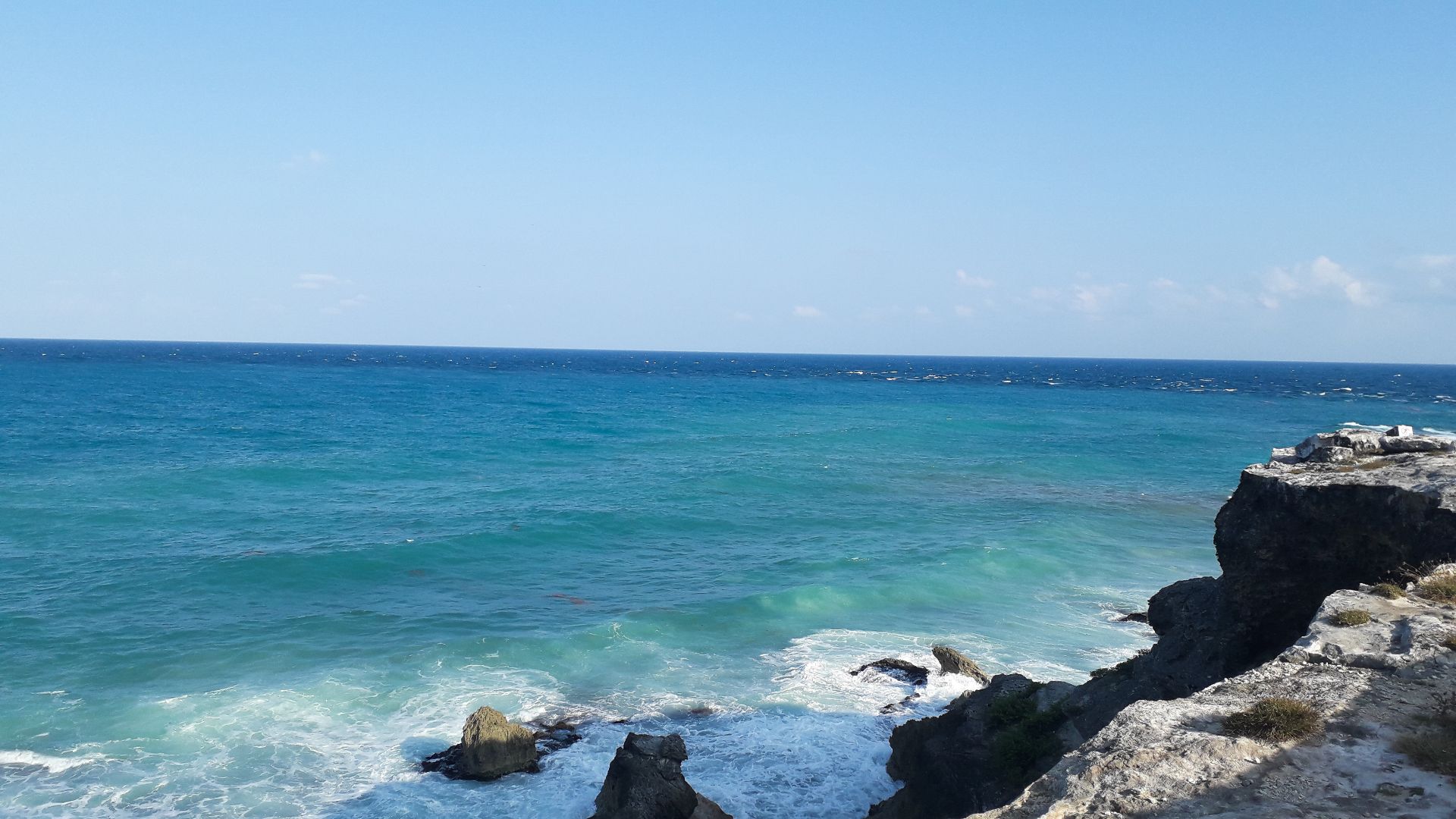 File:Isla Mujeres mar.jpg