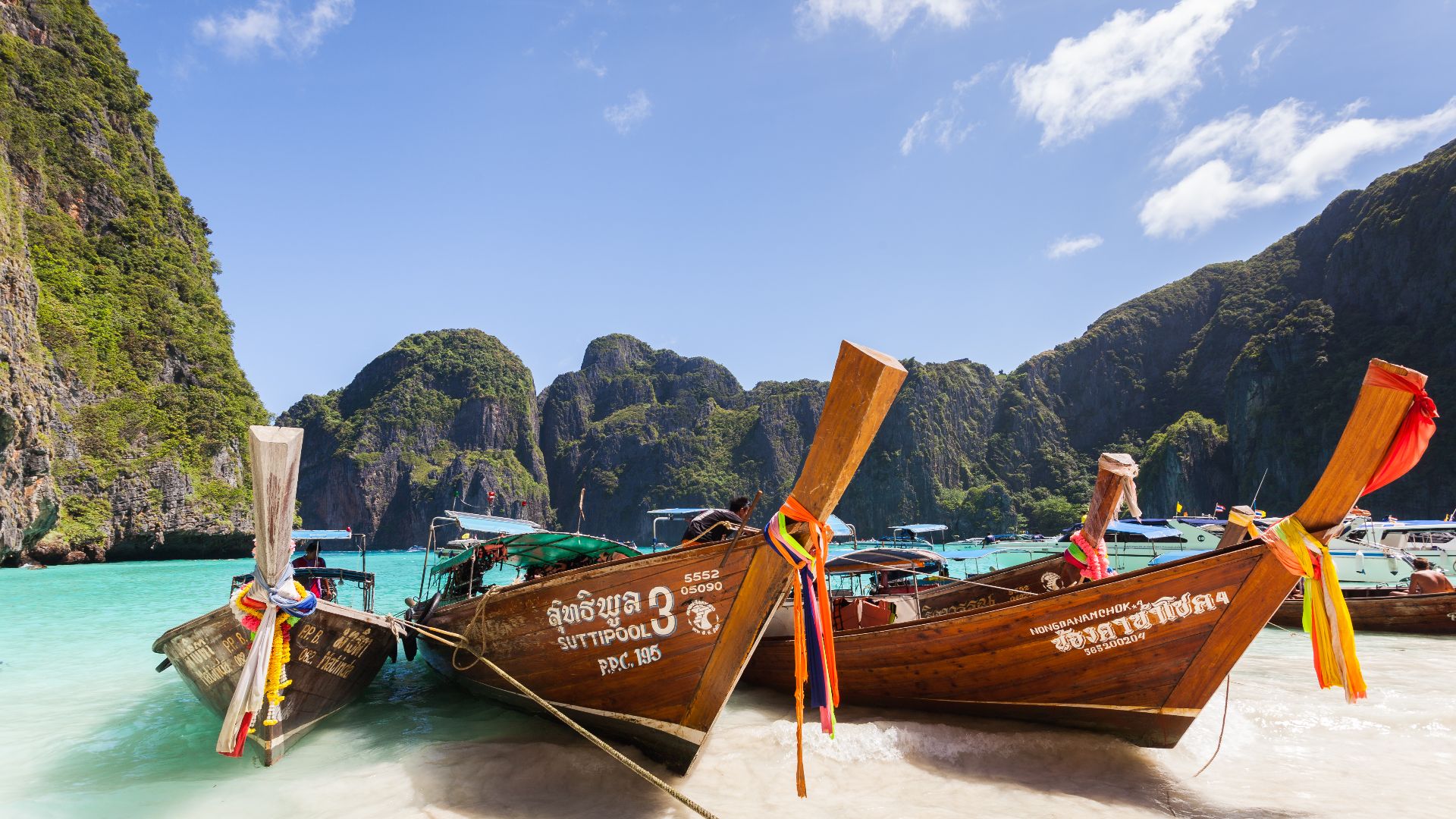 File:Playa Maya, Ko Phi Phi, Tailandia, 2013-08-19, DD 13.JPG