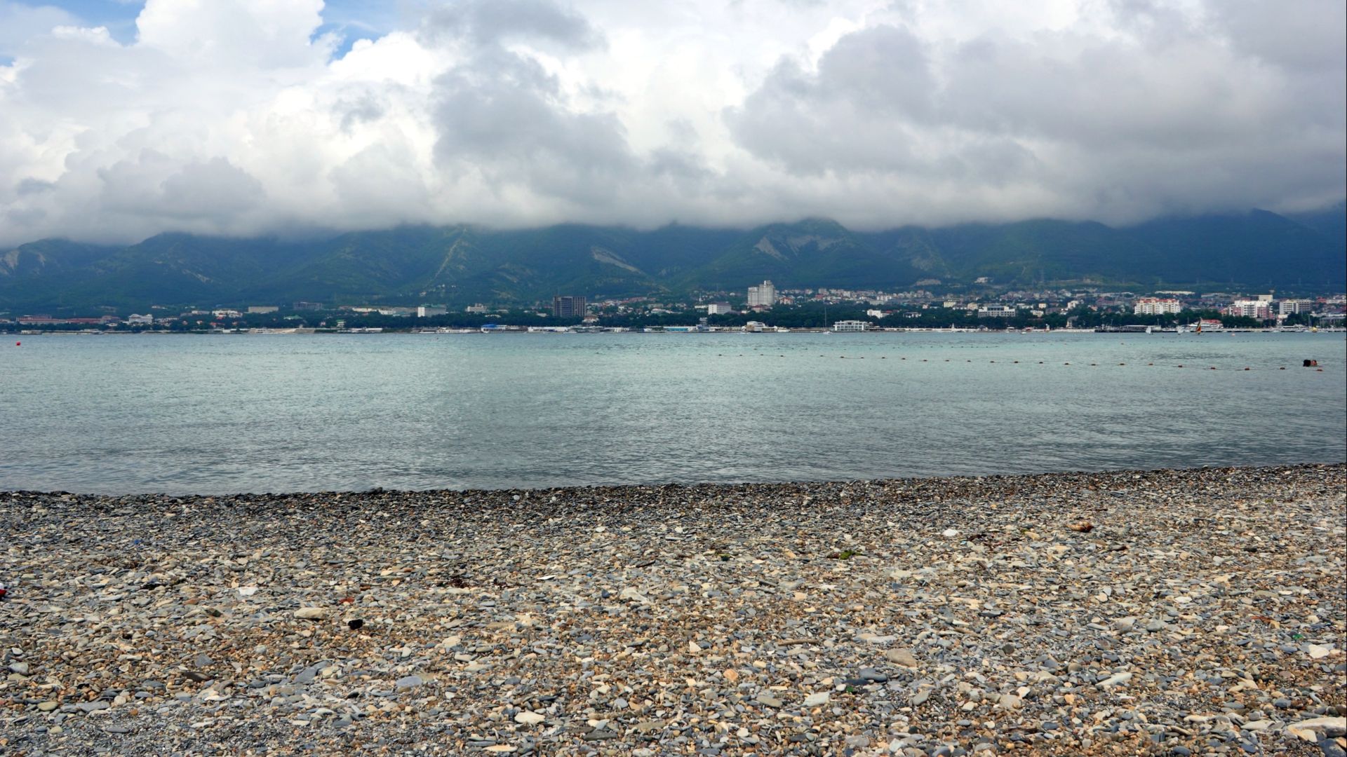 File:Gelendzhik Black Sea Beach IMG 8577 1725.jpg