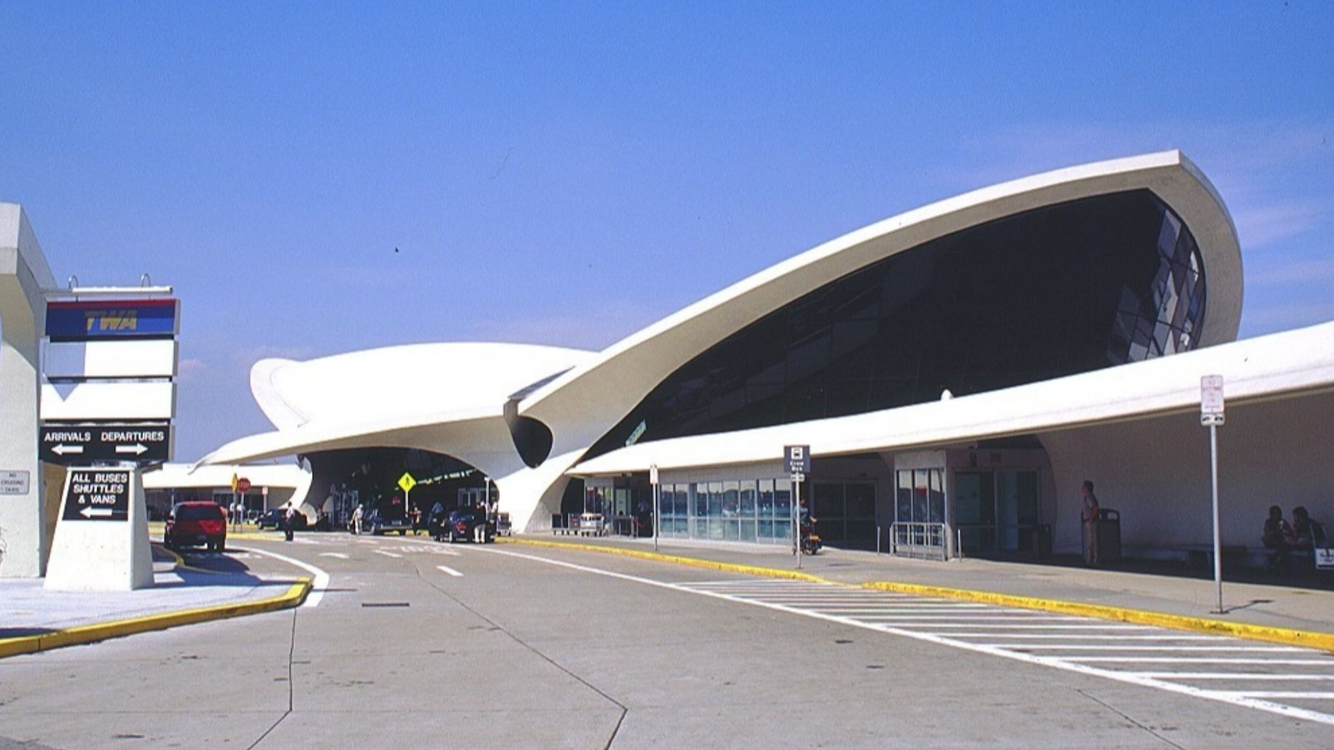 File:New York - John F. Kennedy International (Idlewild) (JFK - KJFK) AN0171417.jpg