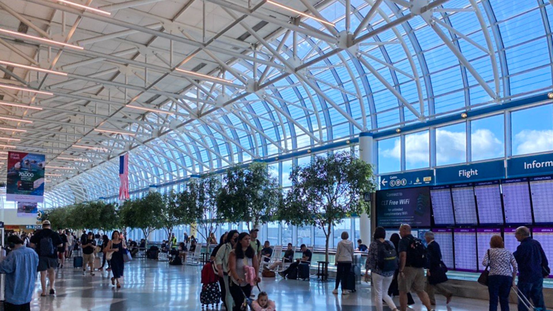 File:CLT Airport Atrium.jpg
