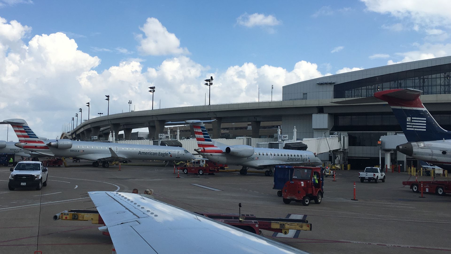 File:Dallas-Fort Worth International Airport 10 2016-08-22.jpg