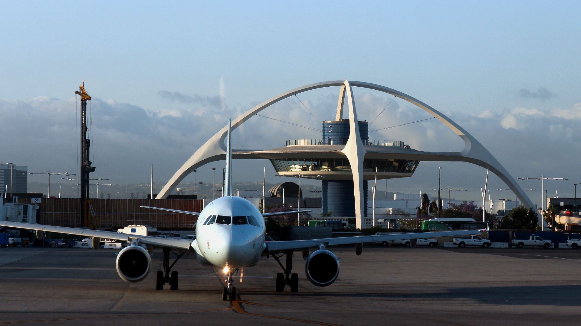 File:LAX Airport Icon (18138774844).jpg