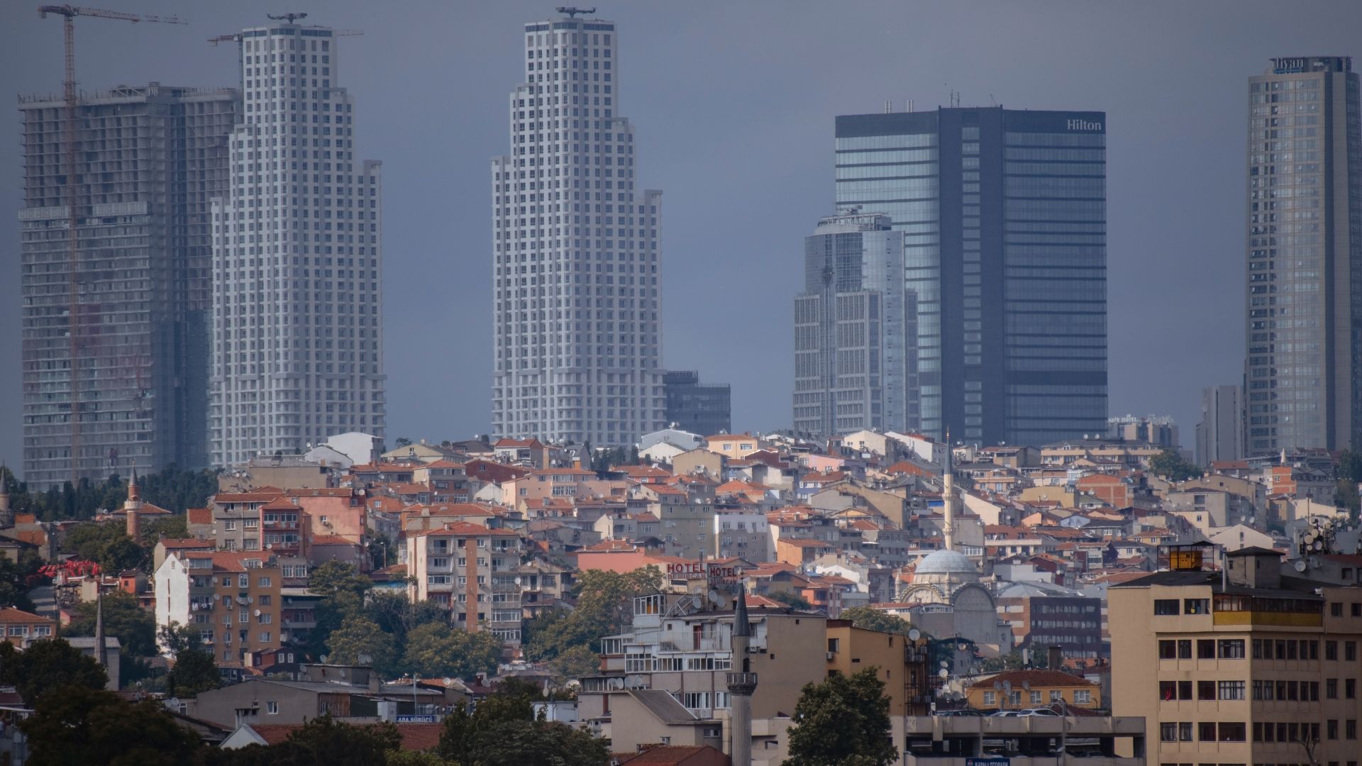 File:Metropolitian Istanbul - Landscapes of Turkey 12.jpg