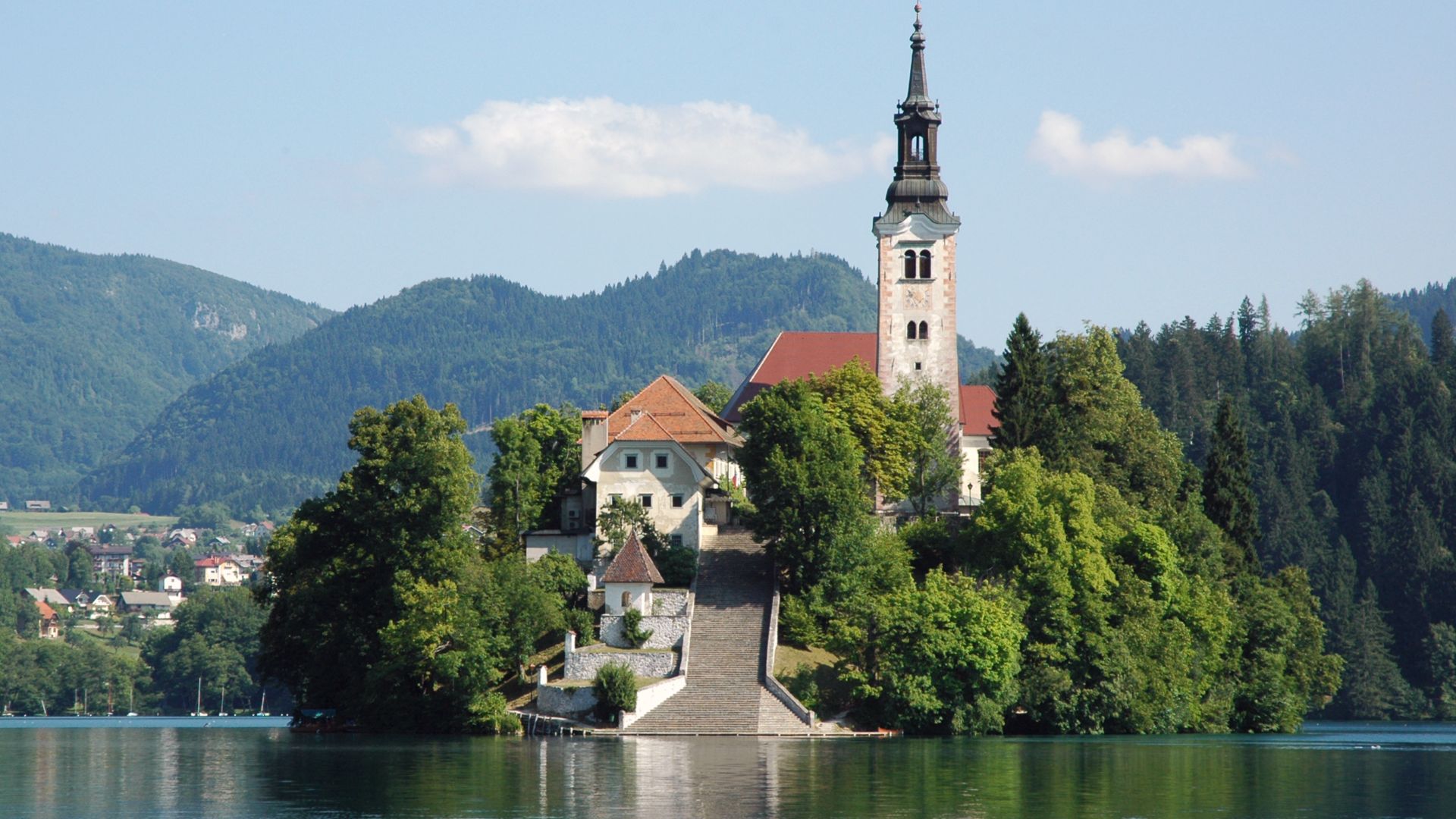 File:View of Bled Island from the south, 2013.jpg