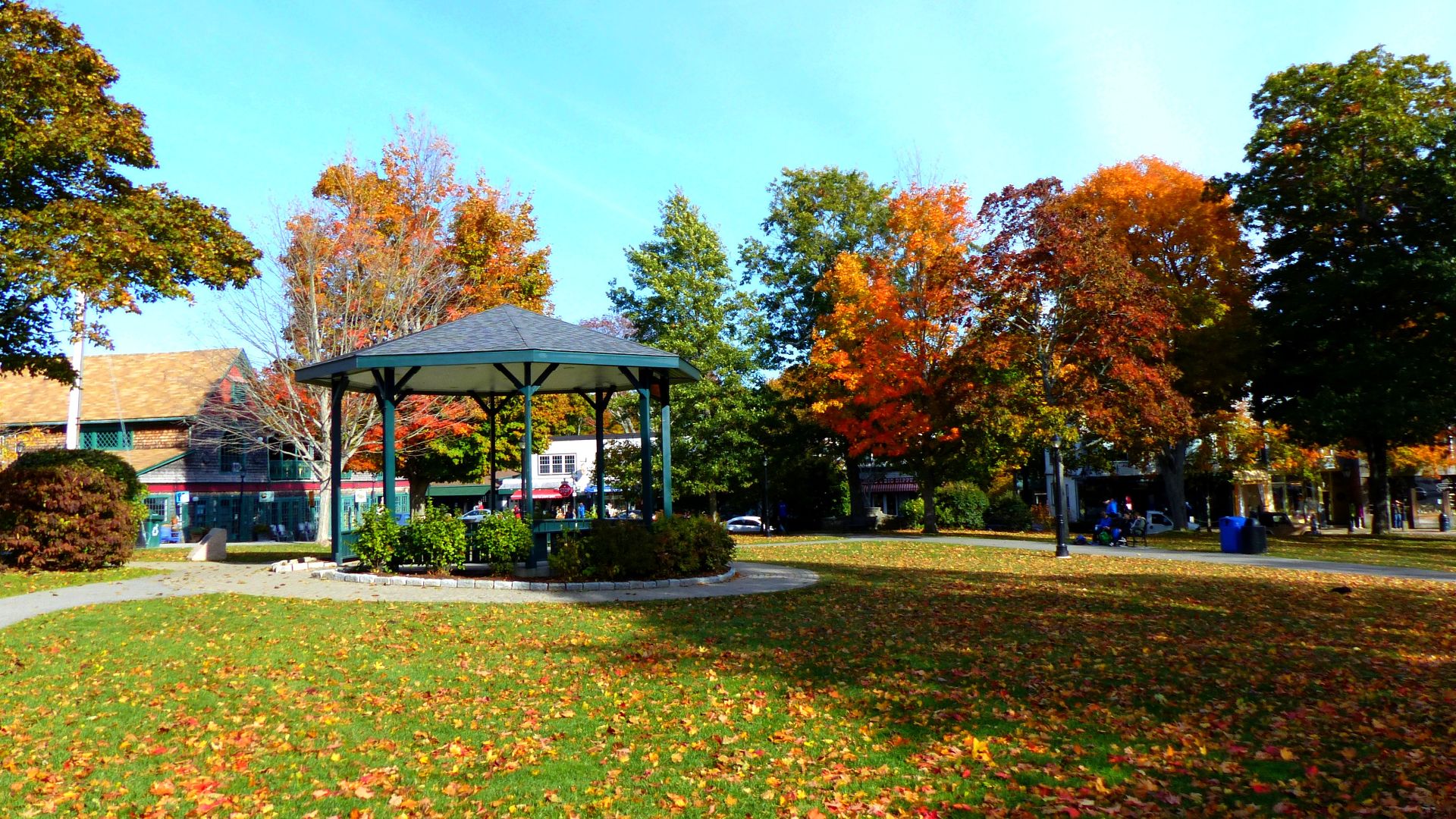 File:Bar Harbor – USA - Village Green - panoramio.jpg