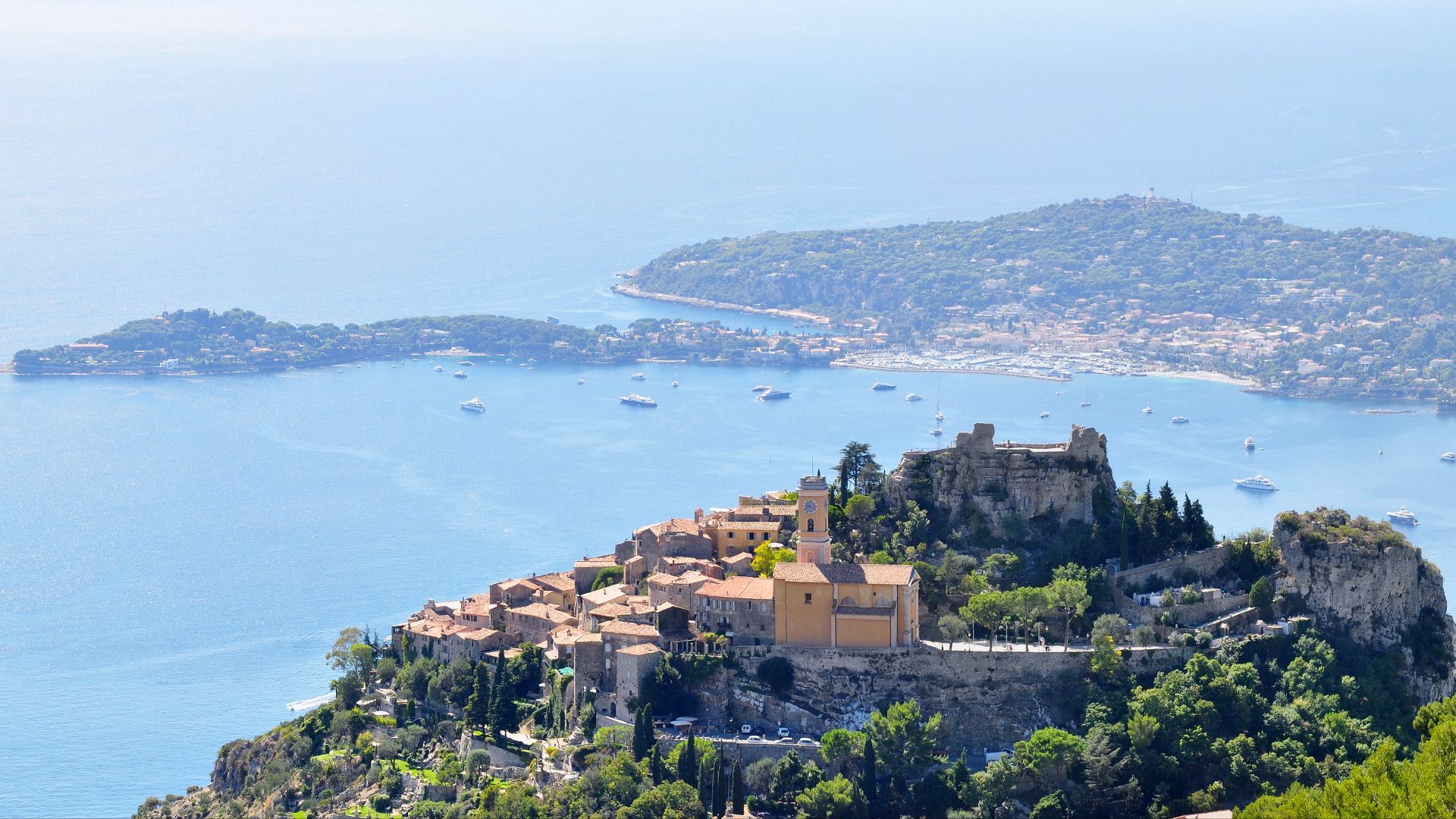 File:Èze und Cap Ferrat-Grande Corniche.jpg