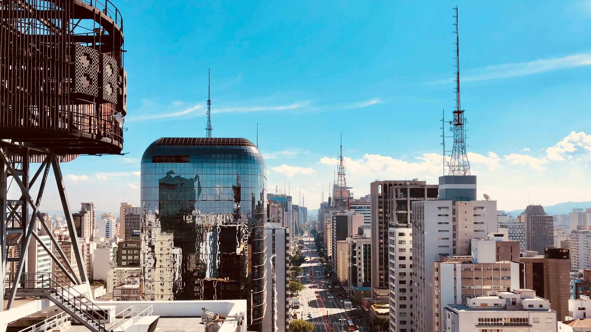 city scape during daytime