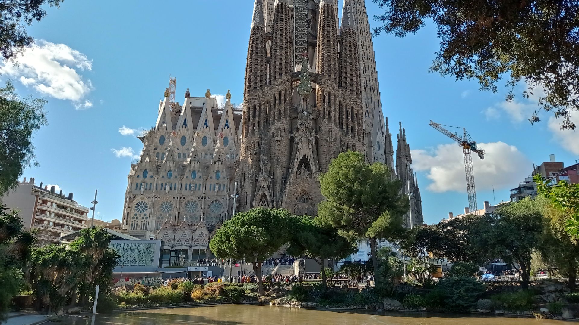 File:Sagrada Familia 8-12-21 (1).jpg
