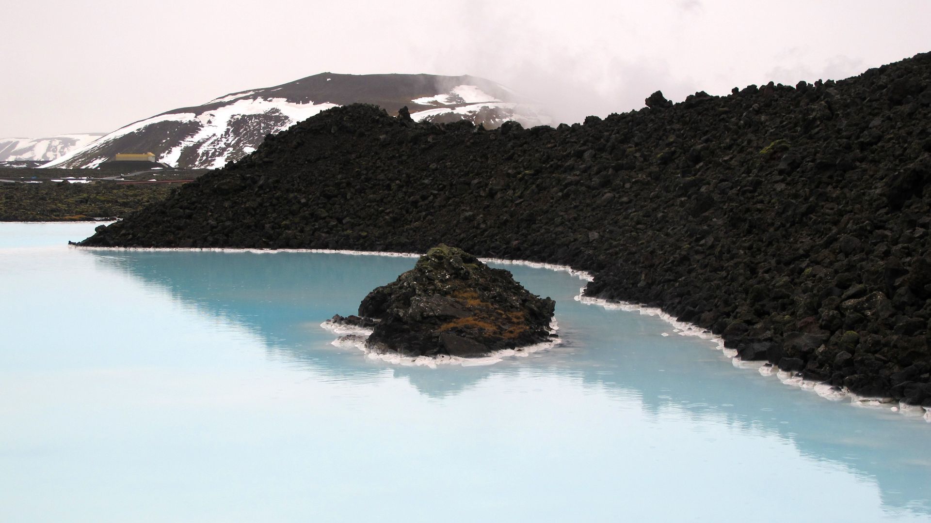 File:Blue-Lagoon-Iceland-January-2012.jpg