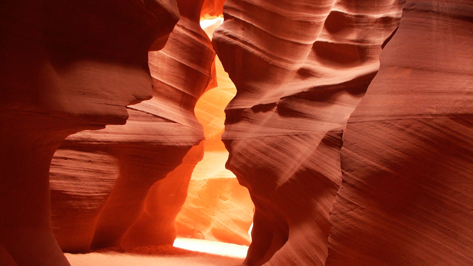 File:Lower Antelope Canyon 478.jpg
