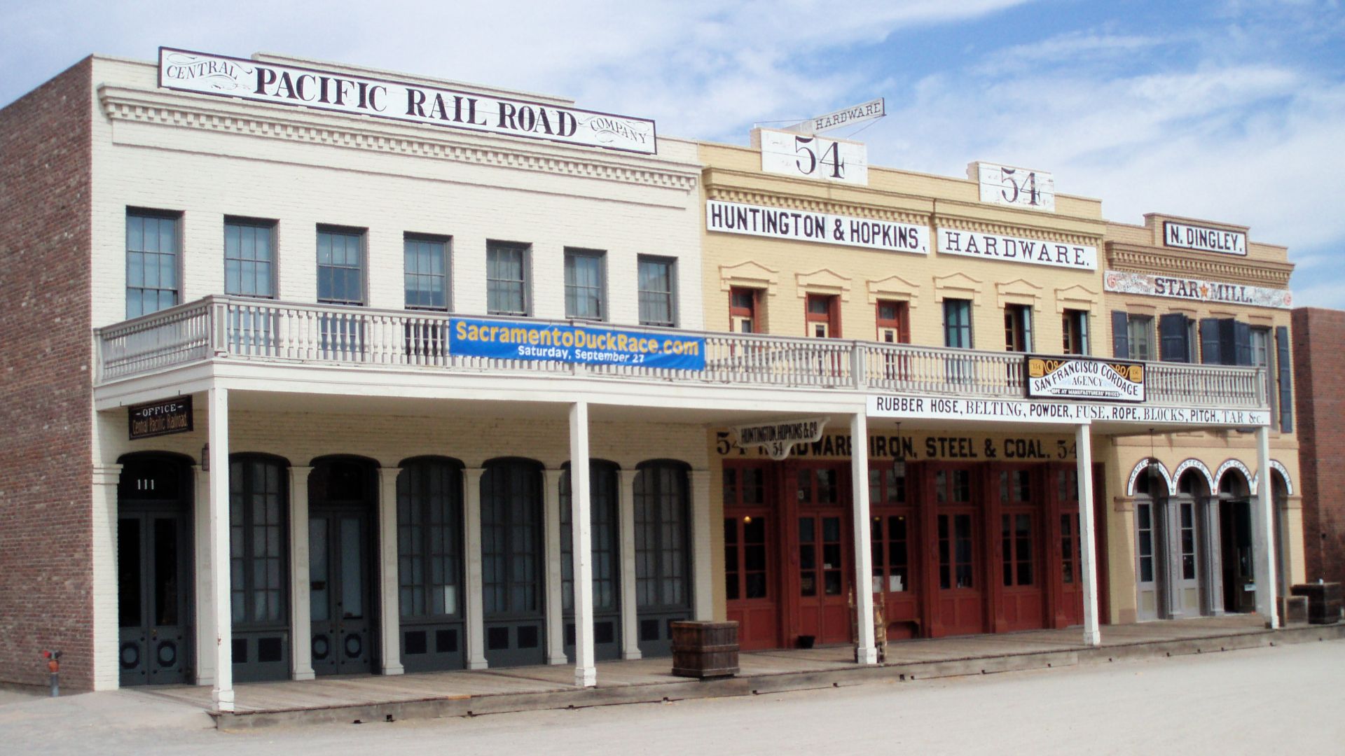 File:Old Sacramento.jpg