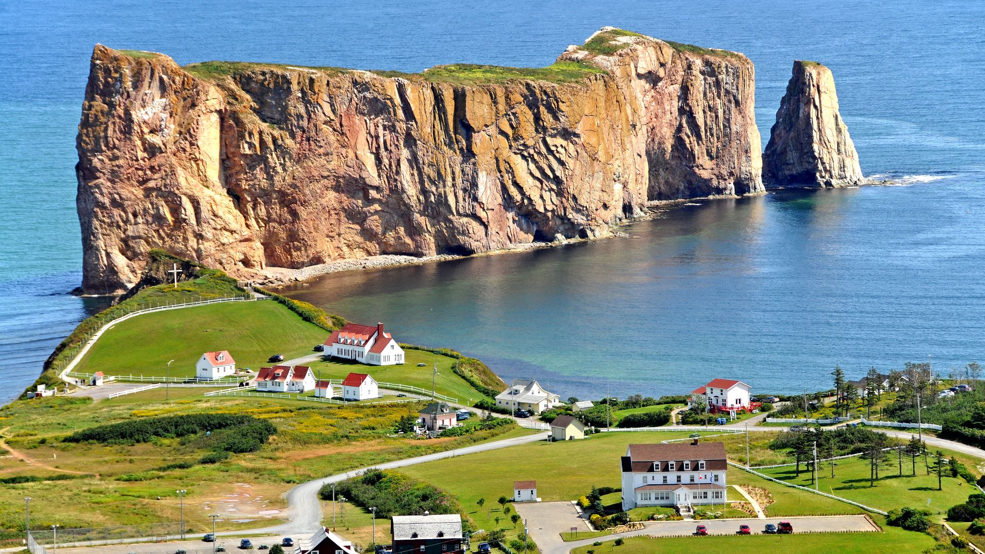 File:Percé Rock (3).jpg