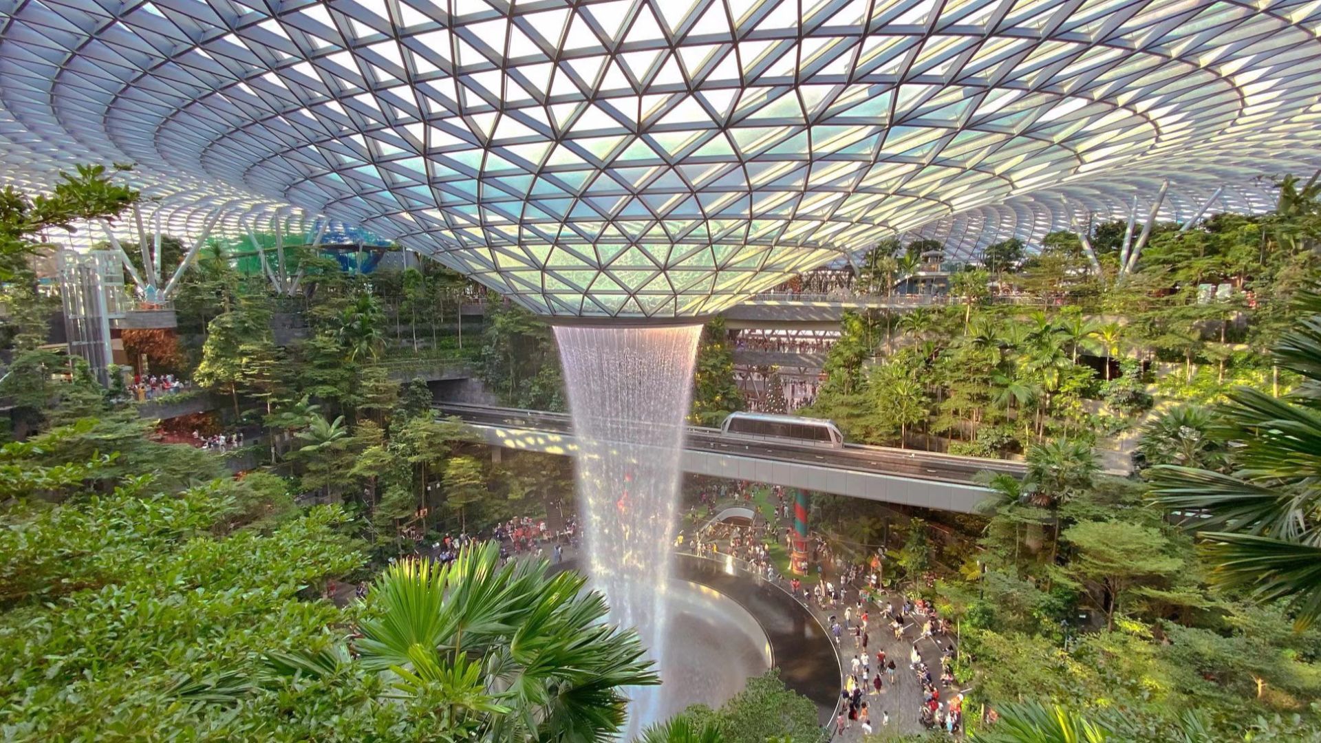 File:Jewel-Changi Airport.jpg