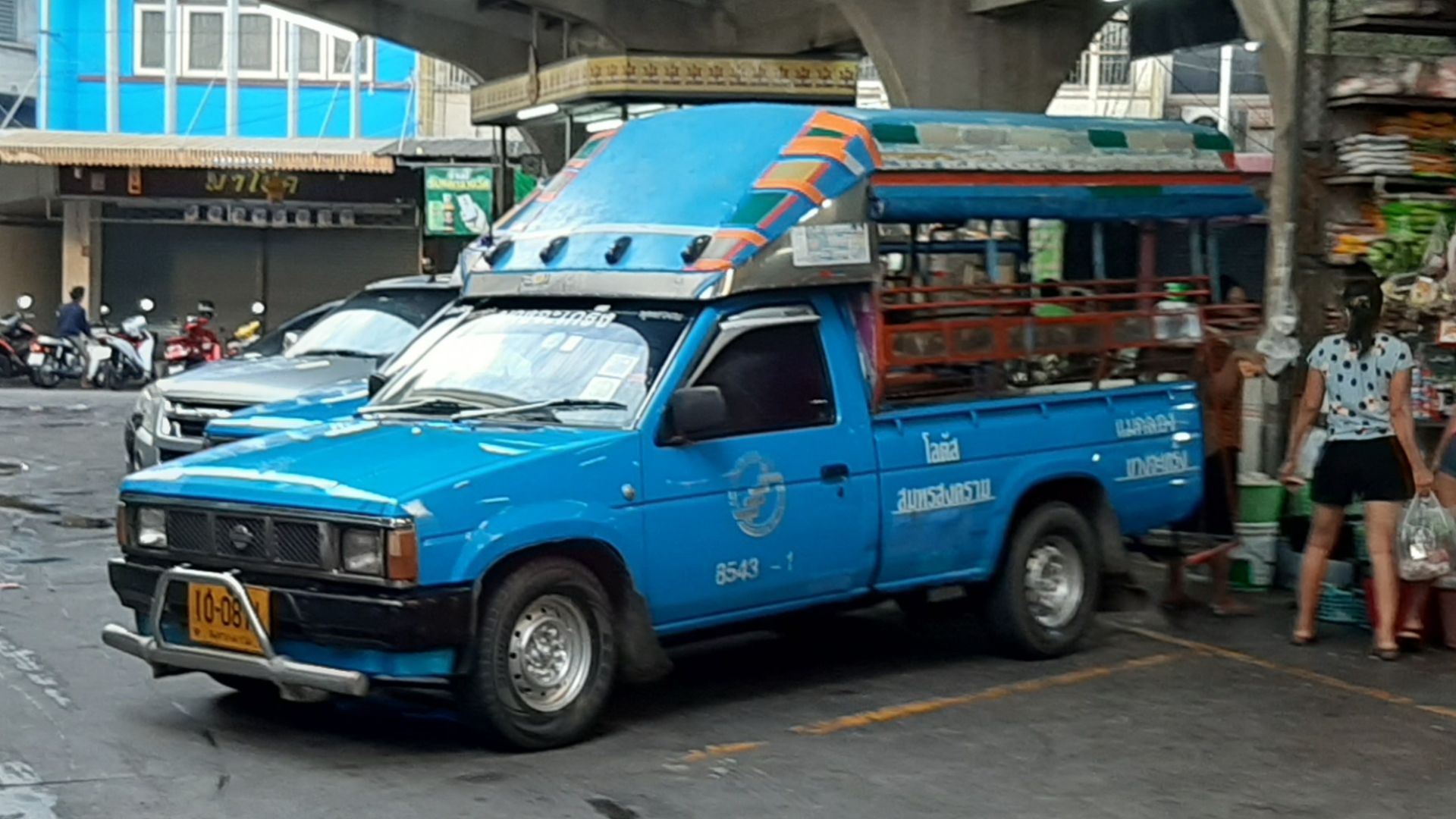 File:Songthaew Nissan 8543 8543-1.jpg