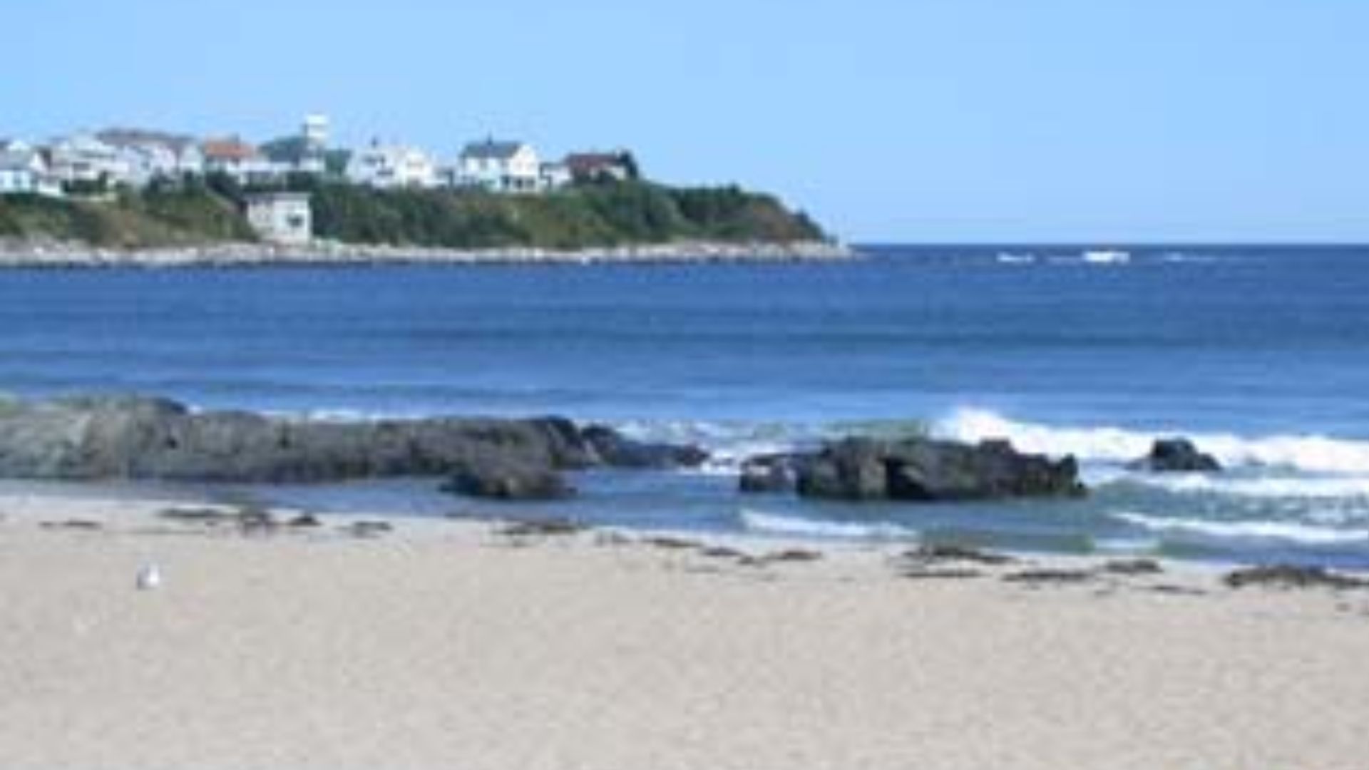 File:Hampton Beach, New Hampshire 2004.jpg