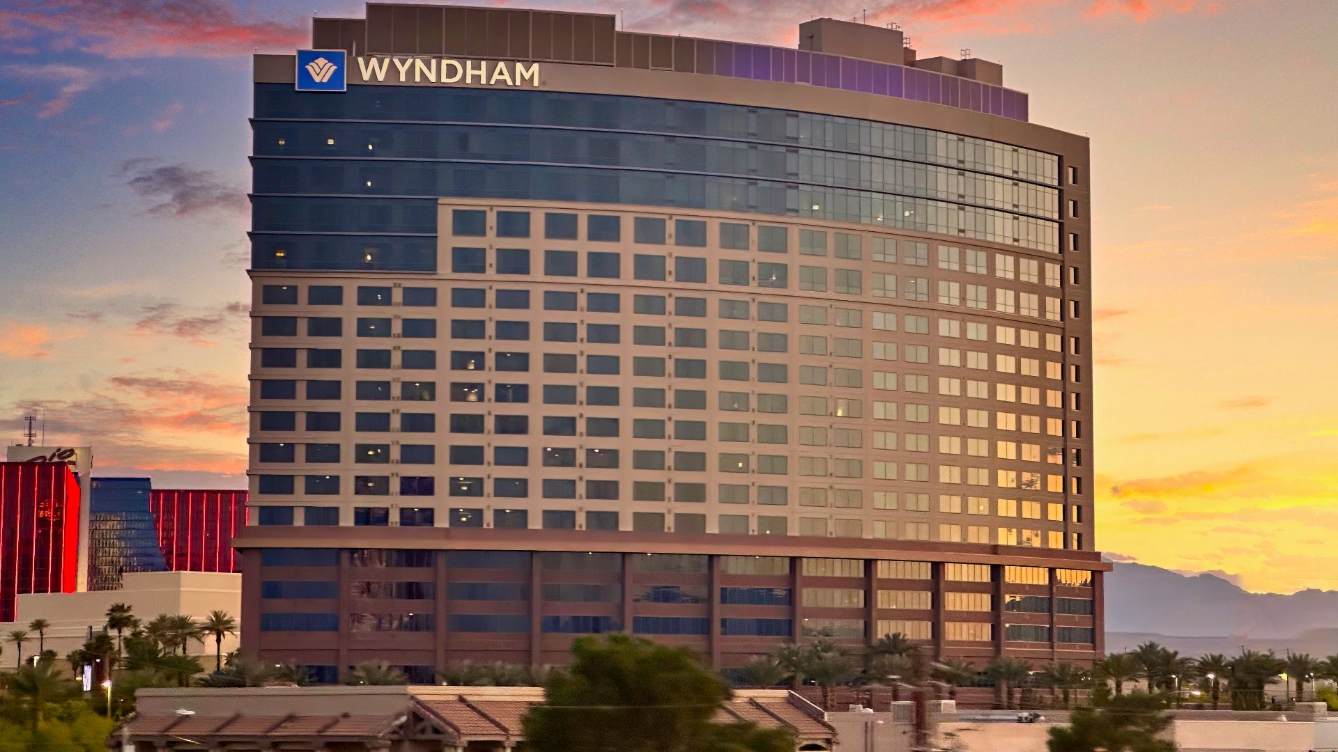 File:A Wyndham resort in Las Vegas, Nevada.jpg