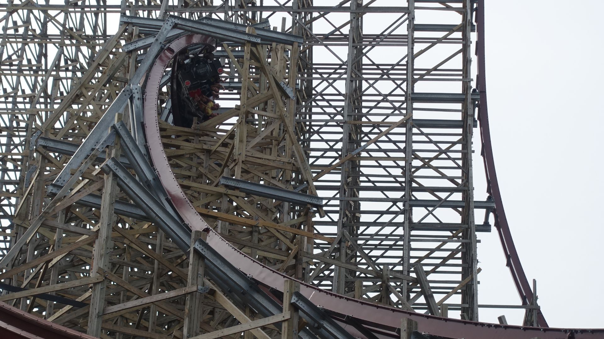 File:Steel Vengeance 07.jpg