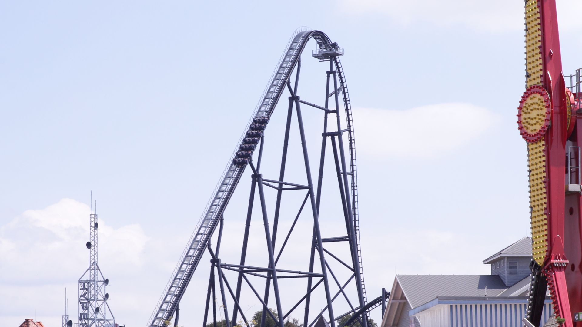 File:Hyperion, Energylandia - 2018 Aug 06.jpg