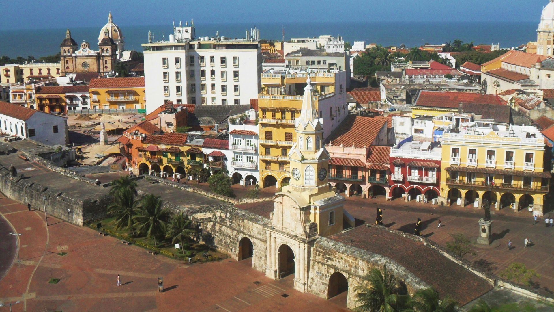 File:Sector antiguo de la ciudad de Cartagena de Indias 2.JPG