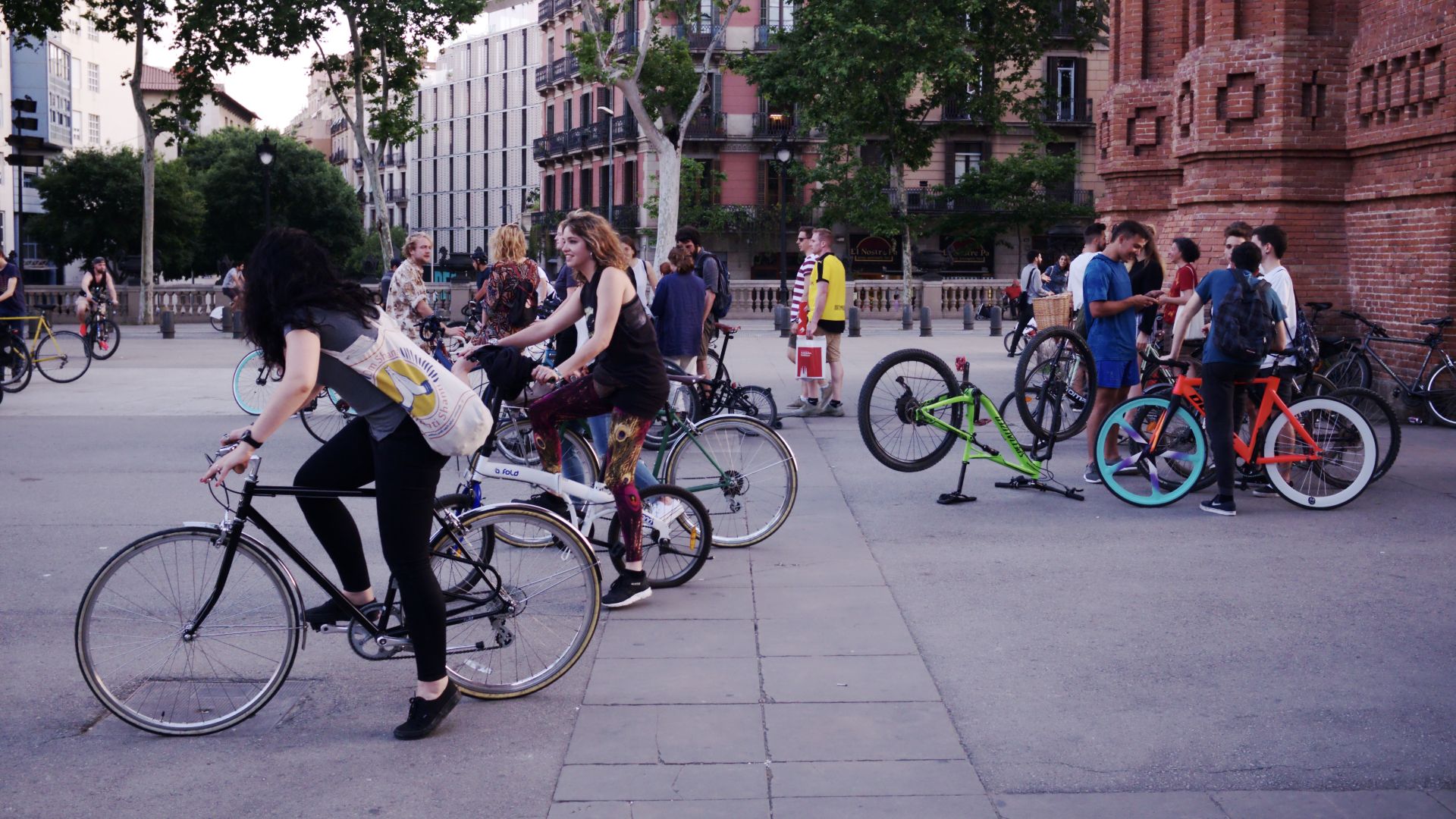 File:Masa Crítica BCN 02.jpg