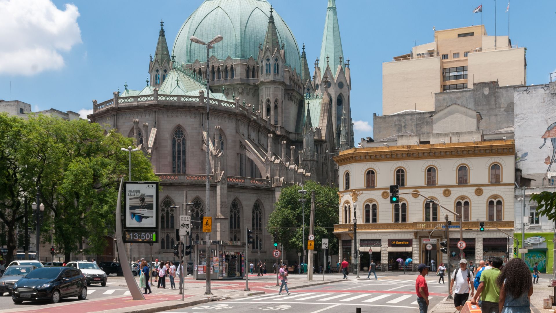File:São Paulo downtown Sé, São Paulo city, Brazil 02.jpg