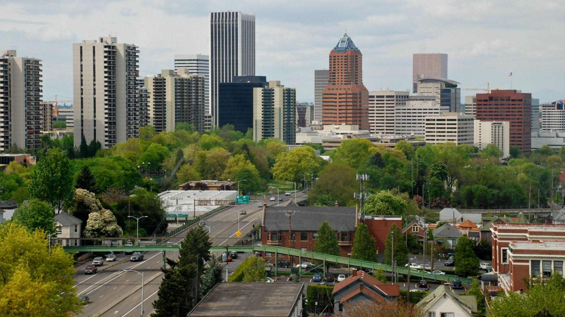 File:Downtown Portland from on board the Portland Aerial Tram (2008).jpg