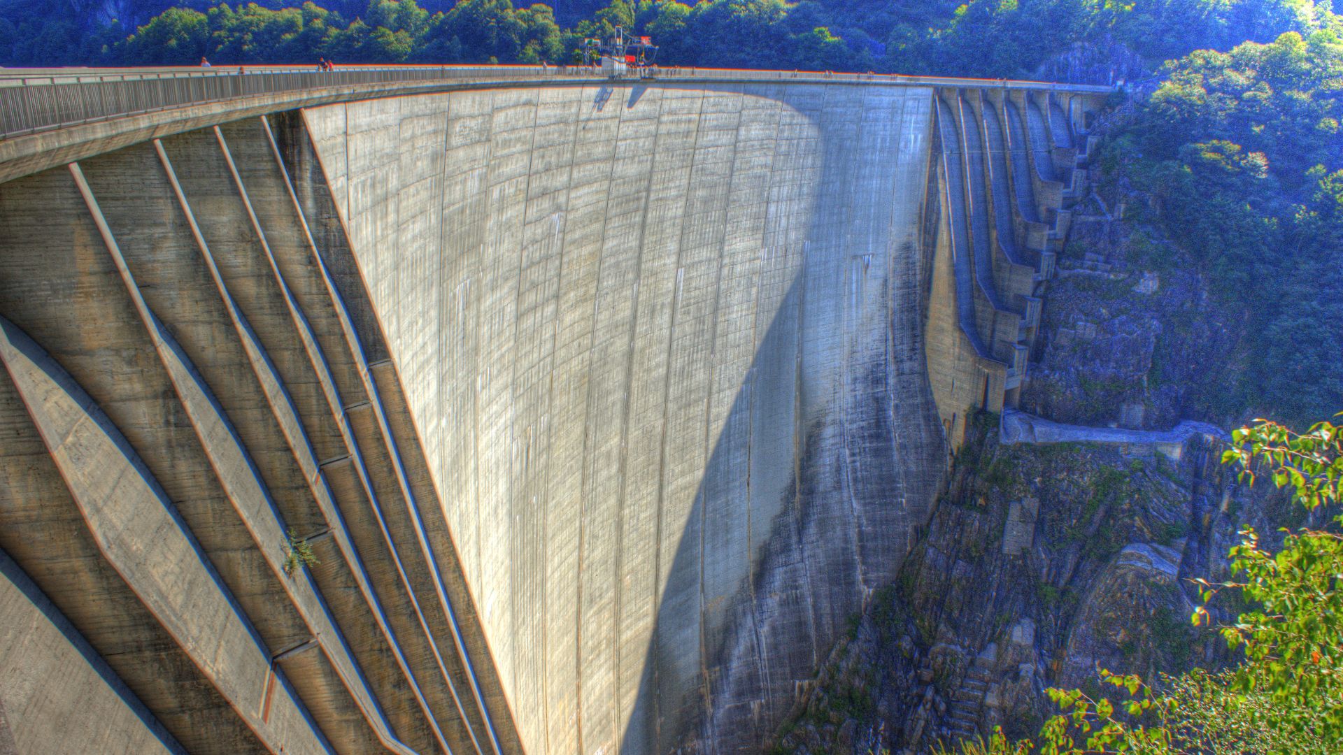 File:Embankment dam (2840437848).jpg
