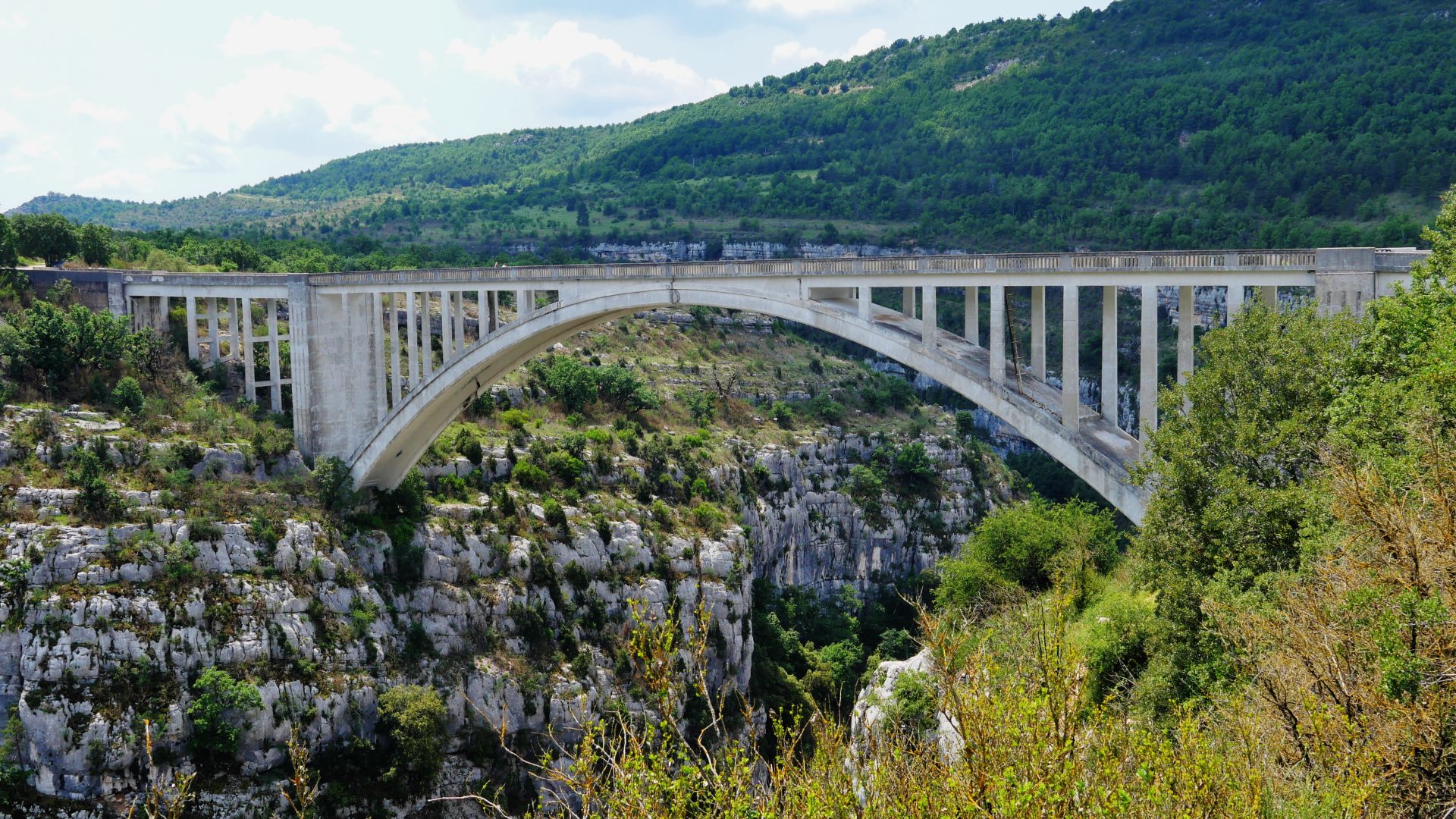 File:Aiguines Gorge de l'Artuby Pont de Chaulière 04.jpg