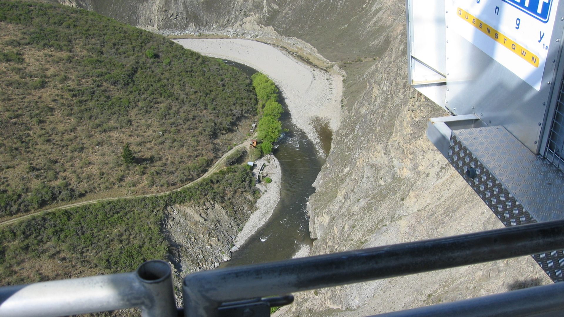 File:Nevis bungy platform outside.jpg