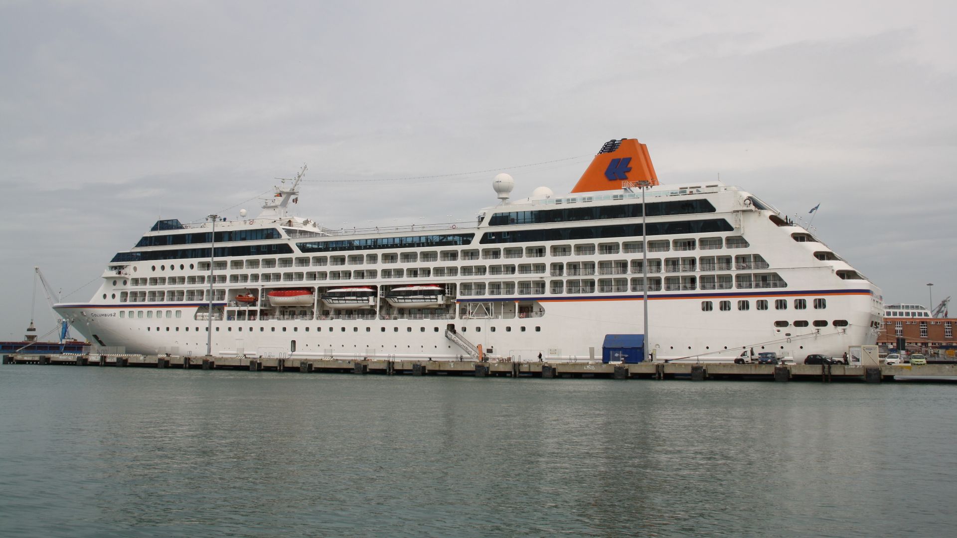 File:Hapag-Lloyd Columbus 2 01.JPG