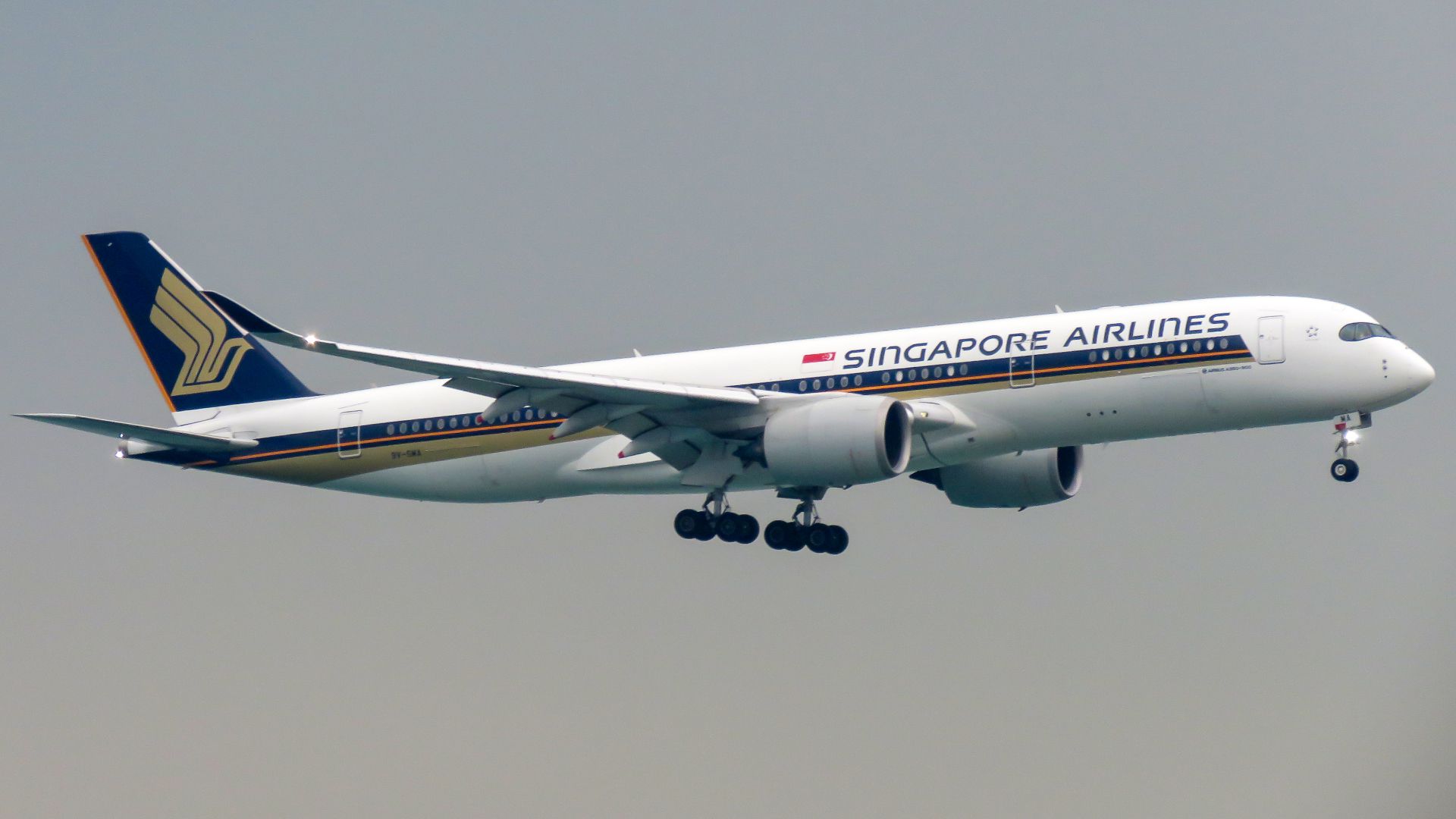 File:9V-SMA@HKG (20190414123010).jpg