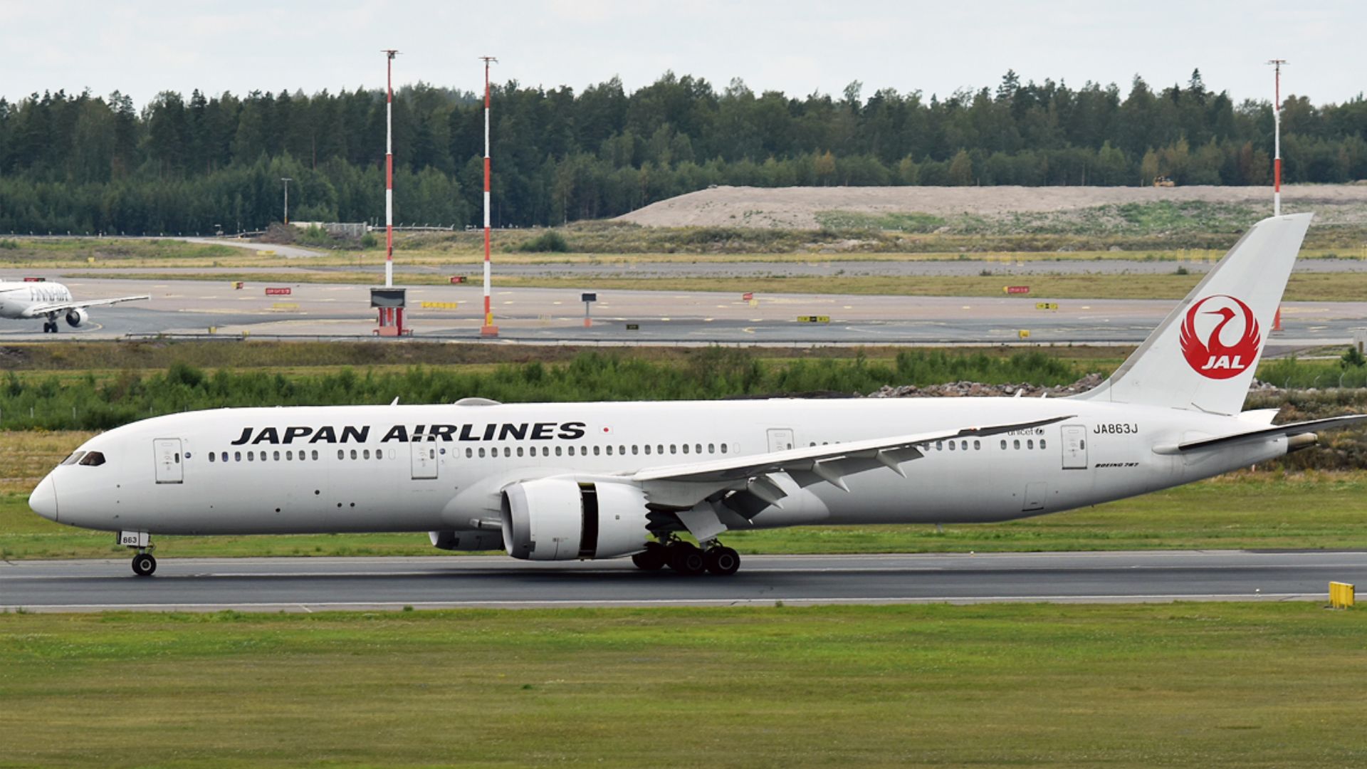 File:Japan Airlines, JA863J, Boeing 787-9 Dreamliner (32536267042) (2).jpg