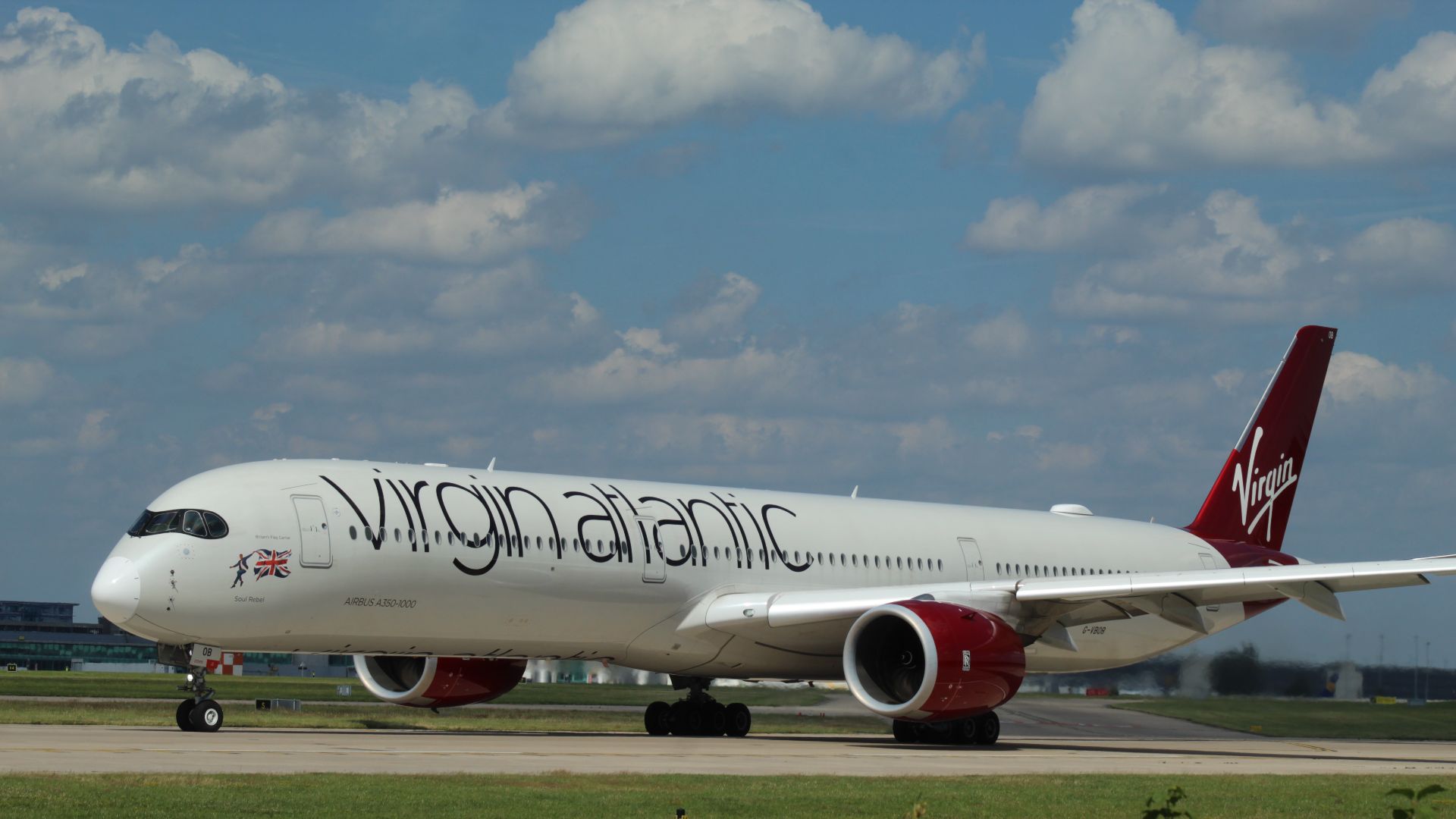 File:G-VBOB Airbus A350-1041 Virgin Atlantic, Manchester.jpg