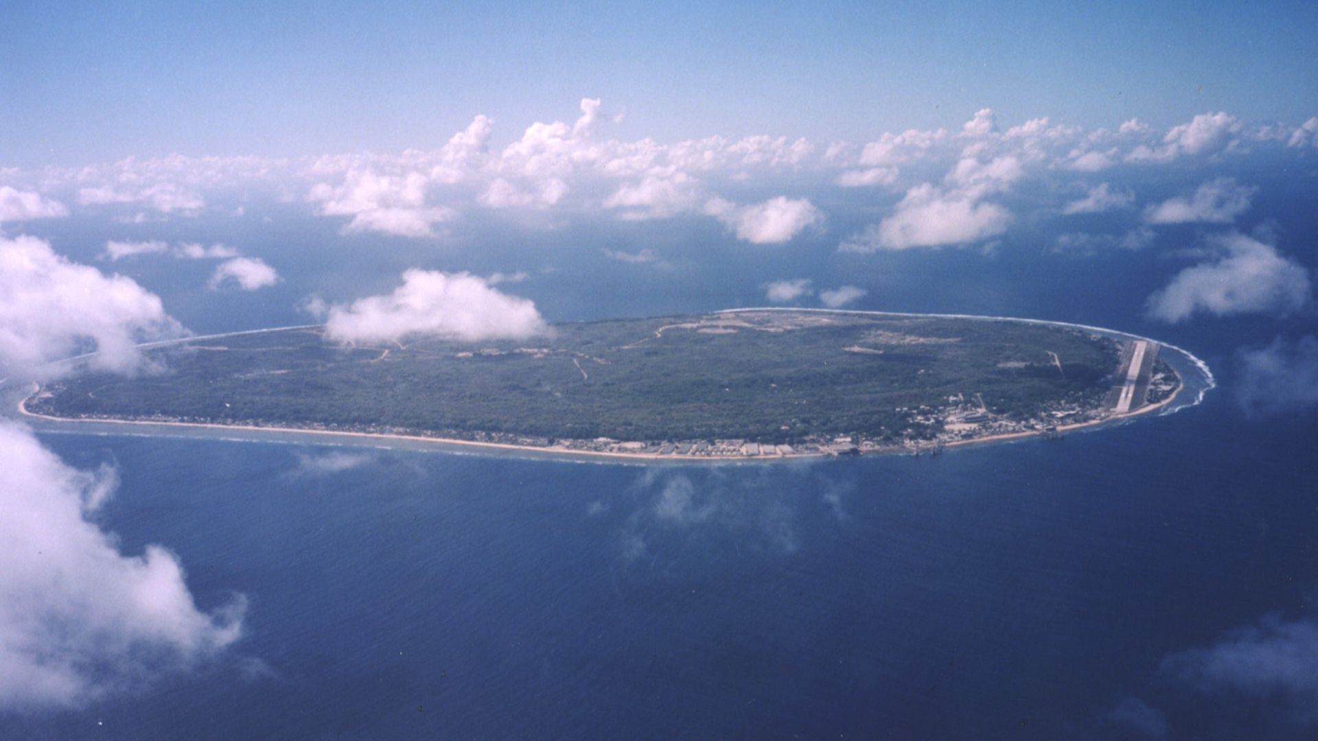 File:Aerial view of Nauru.jpg