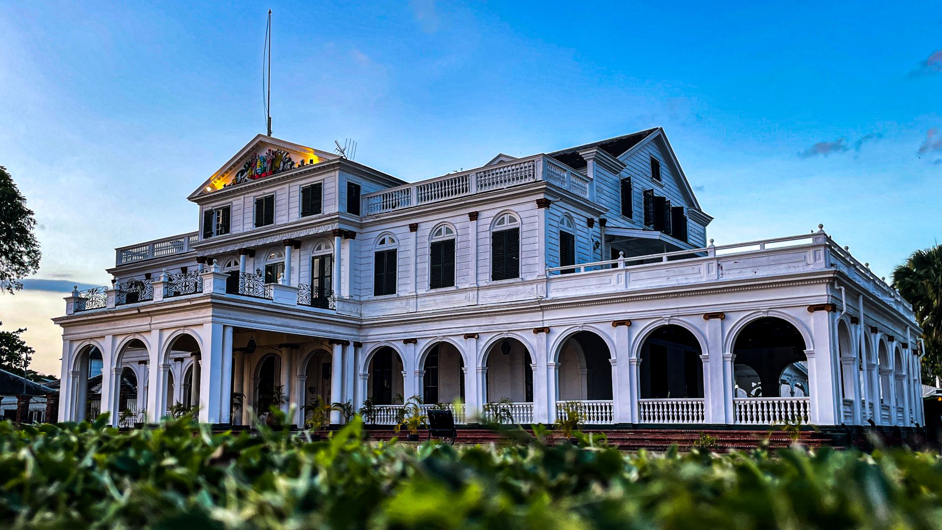 File:Presidentieel Paleis.jpg