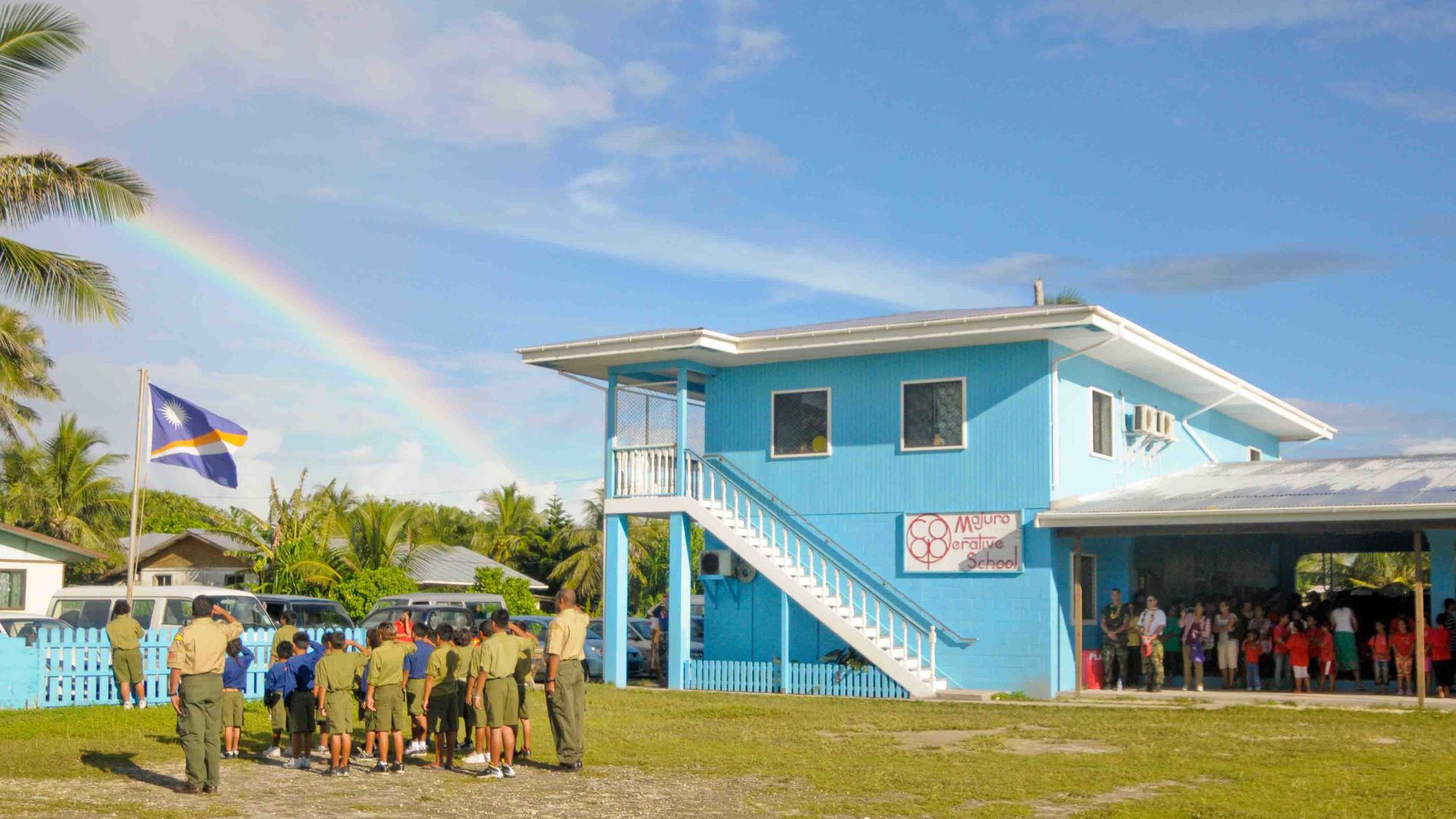 File:US Navy 090914-N-9689V-001 tudents at the Majuro Cooperative School raise the Republic of Marshall Islands flag at a flag raising ceremony during a Pacific Partnership 2009 community service project.jpg