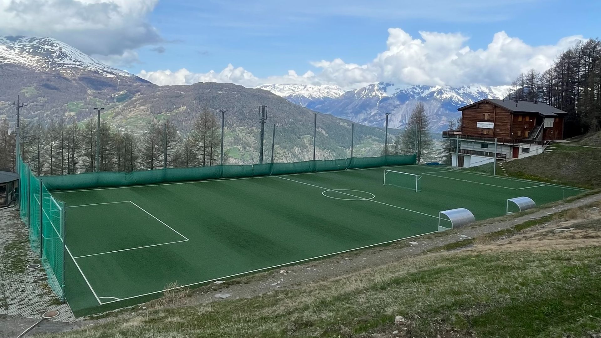 File:Ottmar Hitzfeld Arena with Mountain View.jpg
