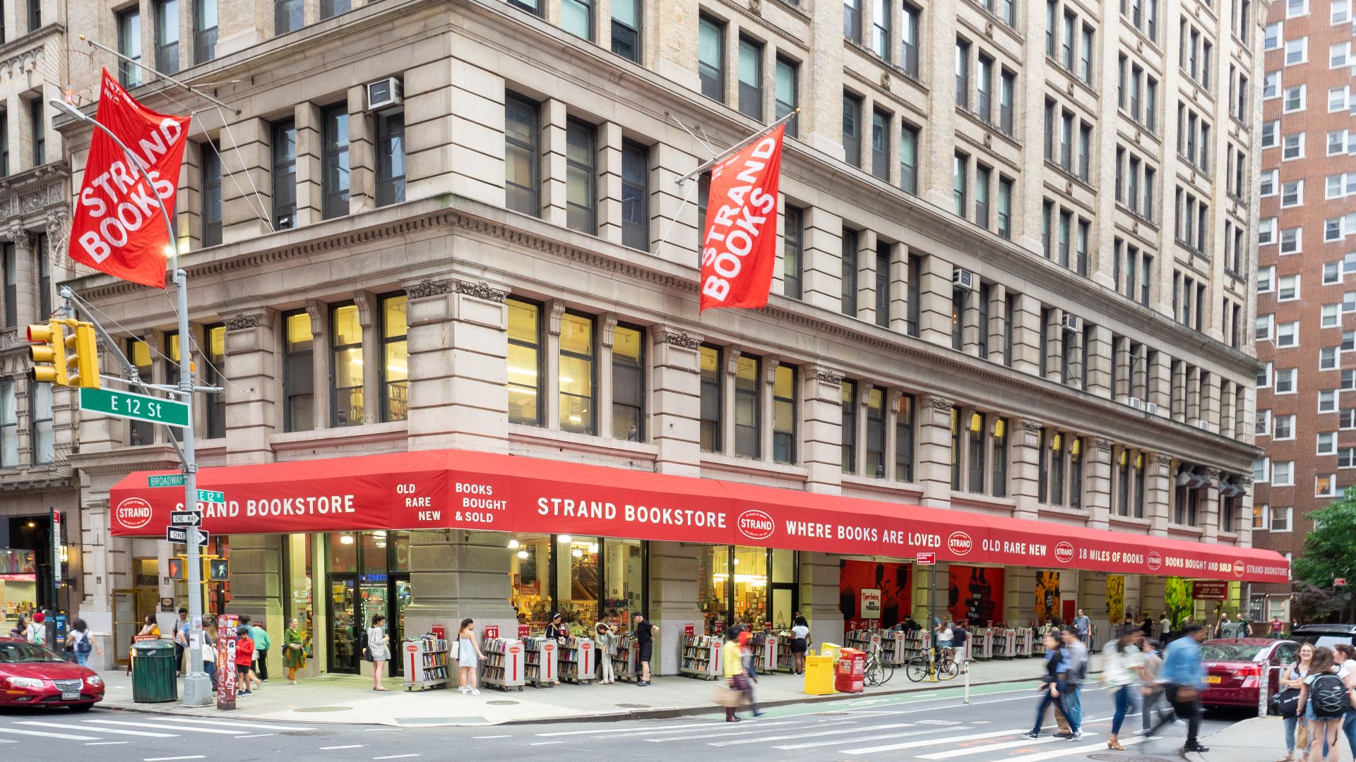 File:Strand Bookstore - Landscape (48072699533).jpg