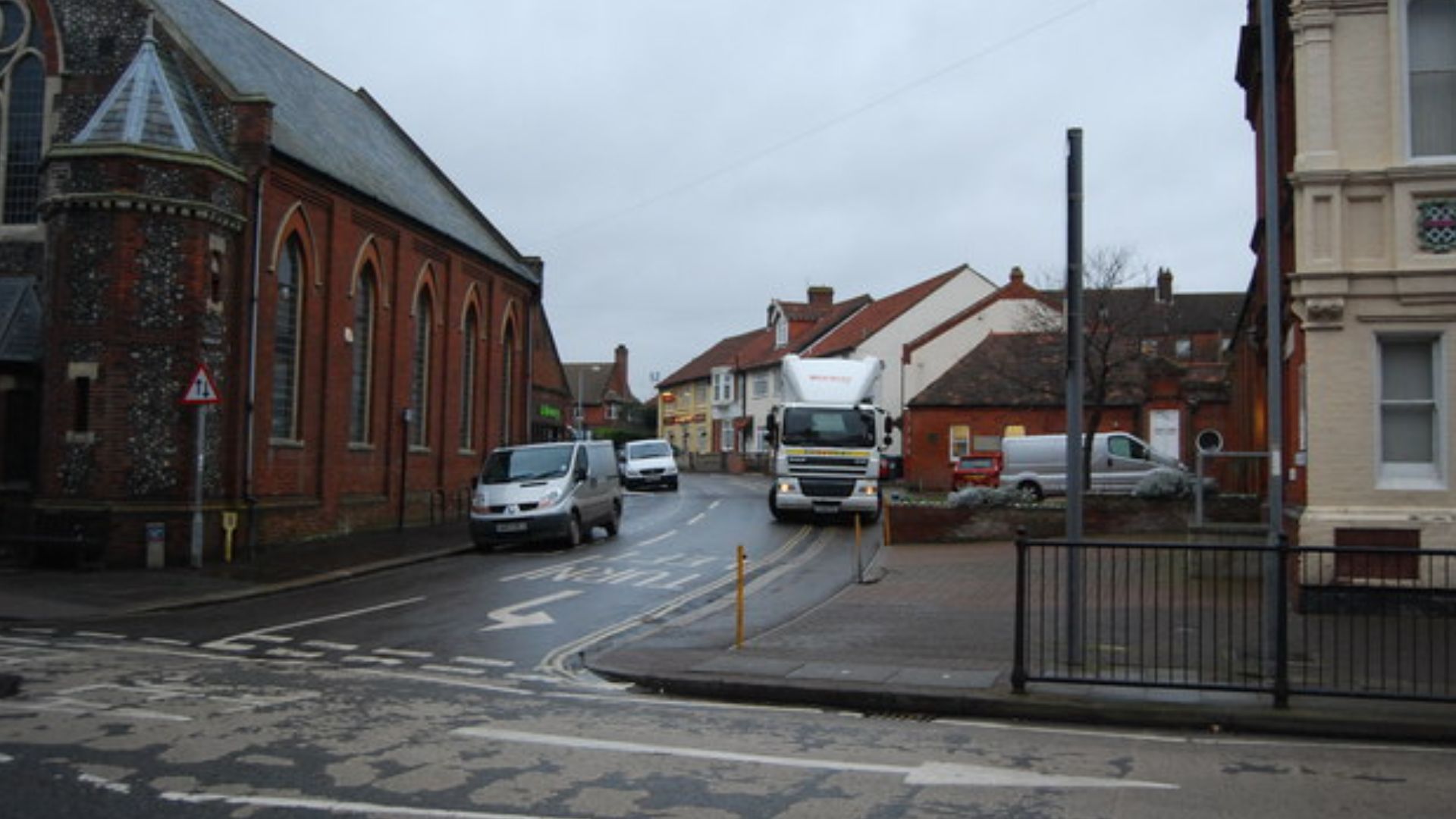 File:Canada Road - geograph.org.uk - 4072403.jpg
