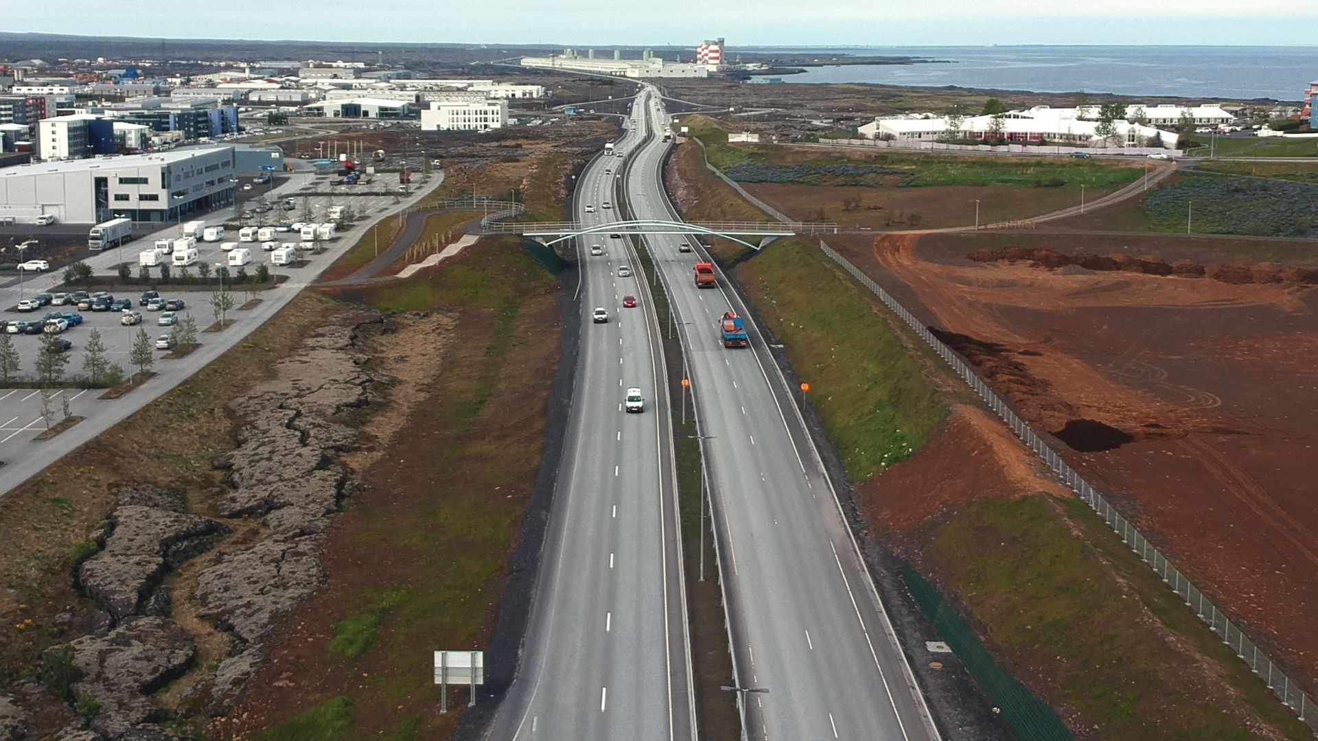 File:Reykjanesbraut í Hafnarfirði.jpg