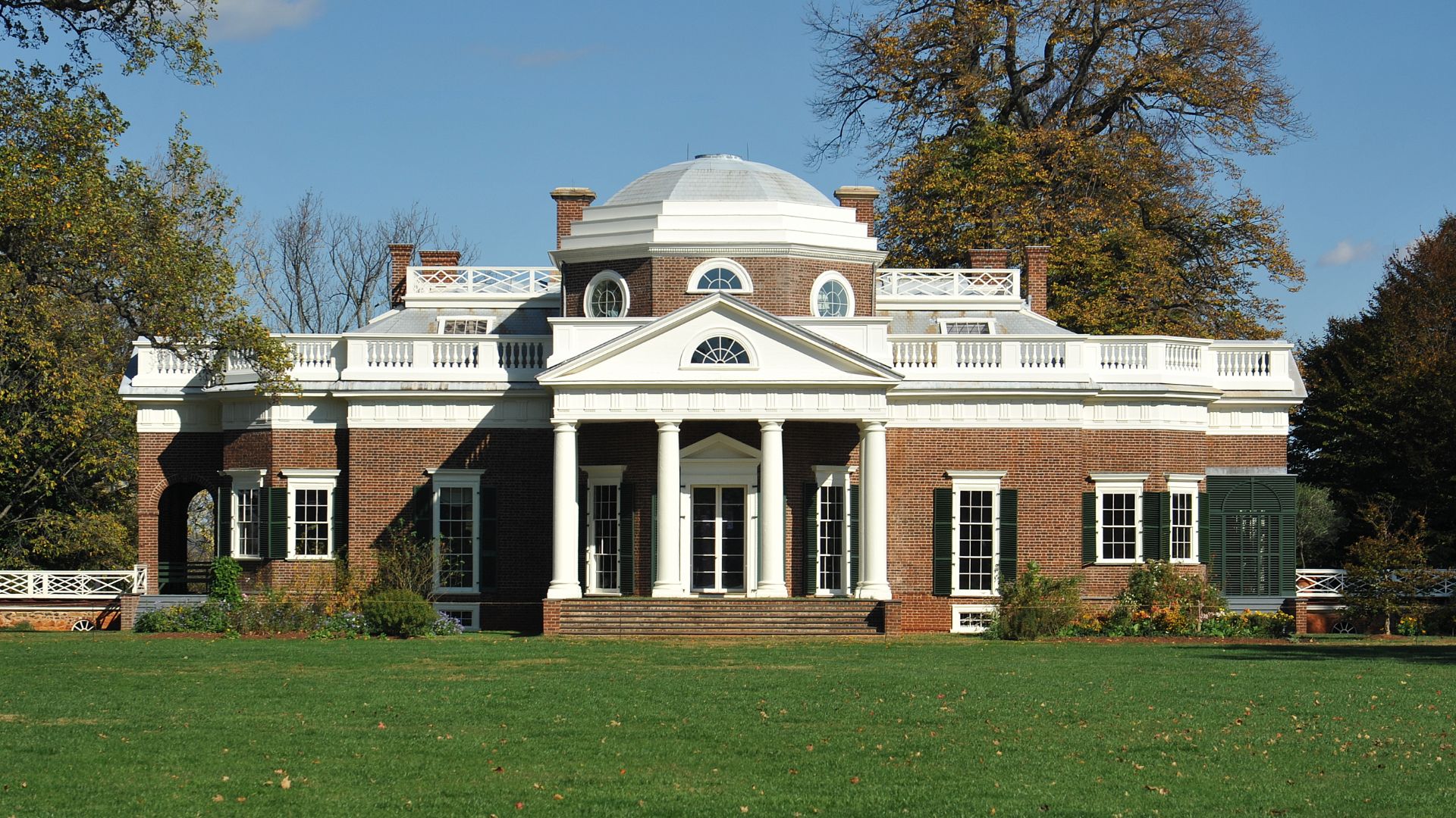 File:Monticello 2010-10-29.jpg