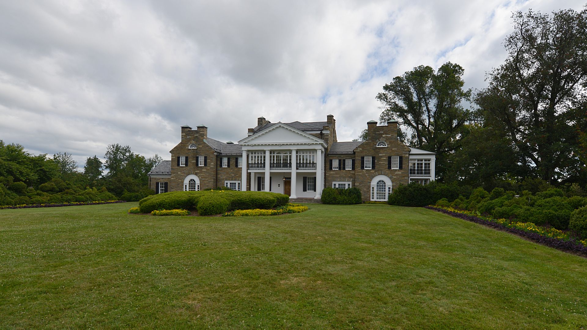File:Glenview Mansion Rockville MD 2021-07-03 09-28-22 1.jpg