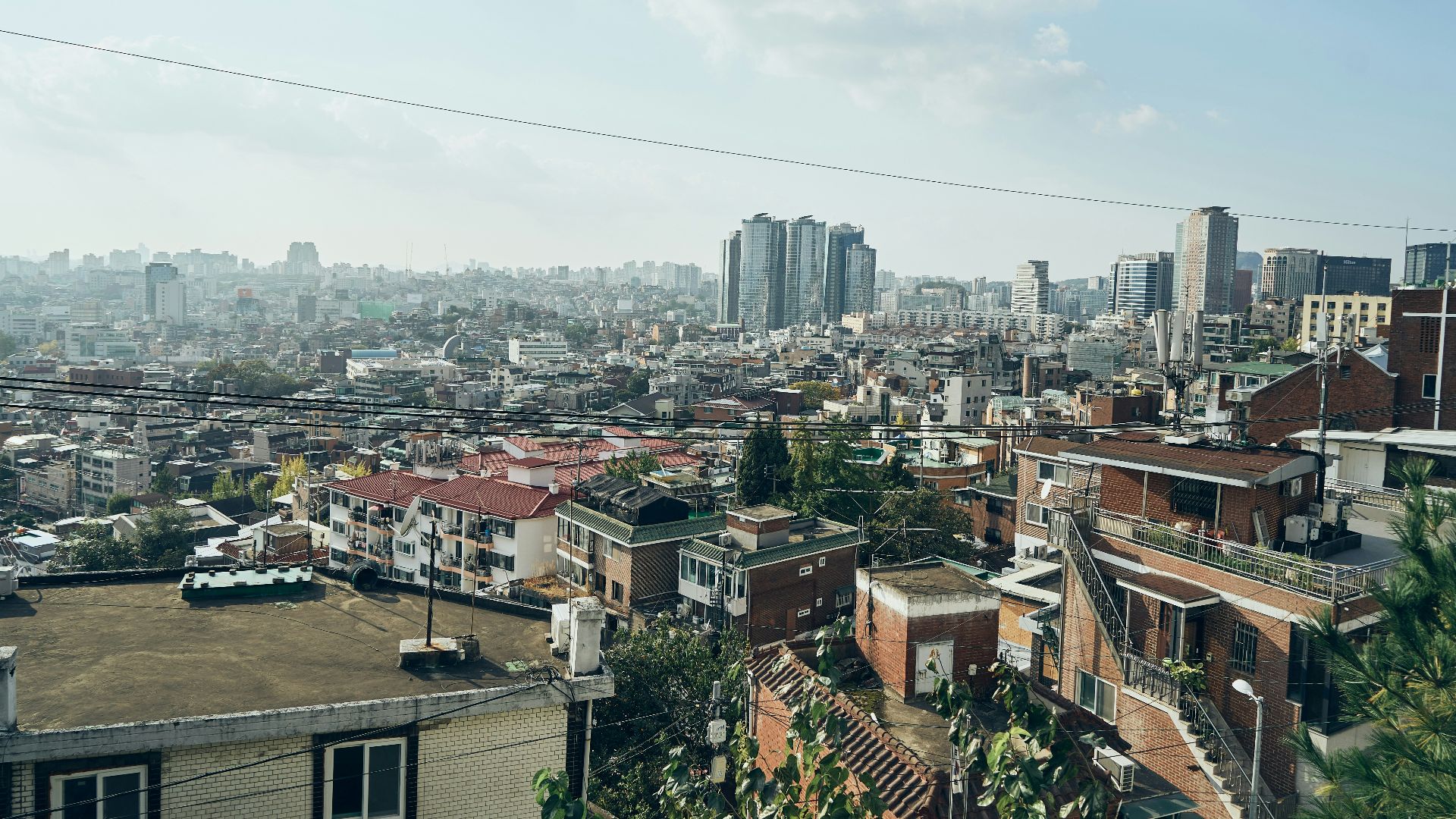 a city with many buildings