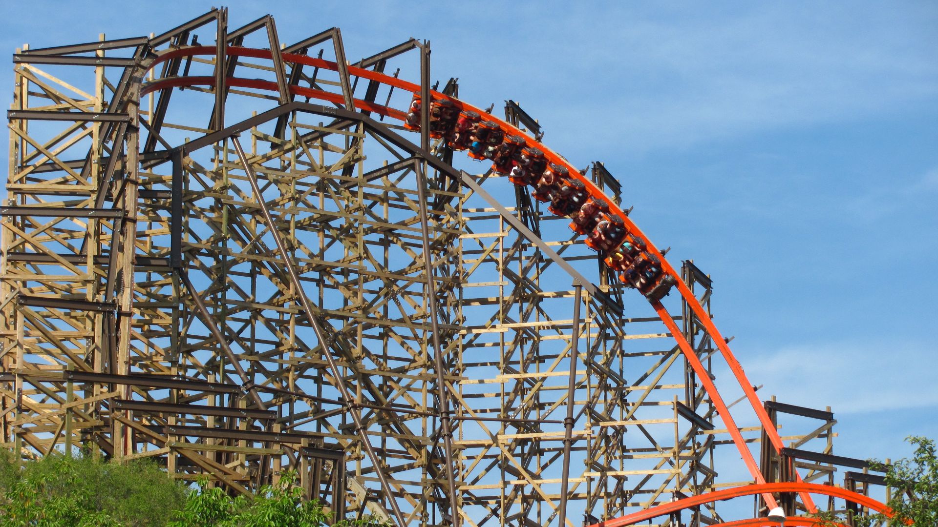 File:Goliath at Six Flags Great America (14696979368).jpg