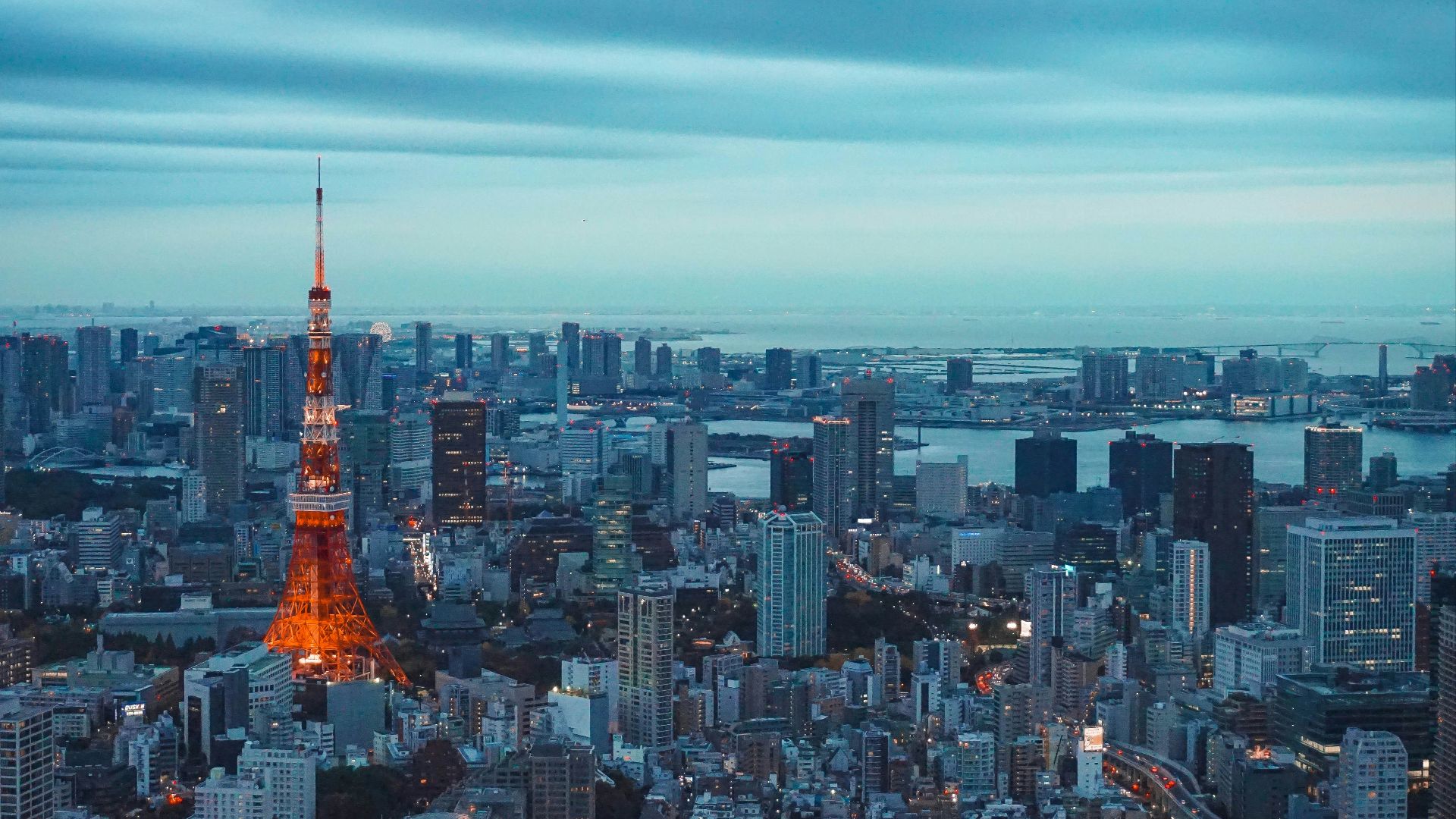 Eiffel Tower, Paris during dusk