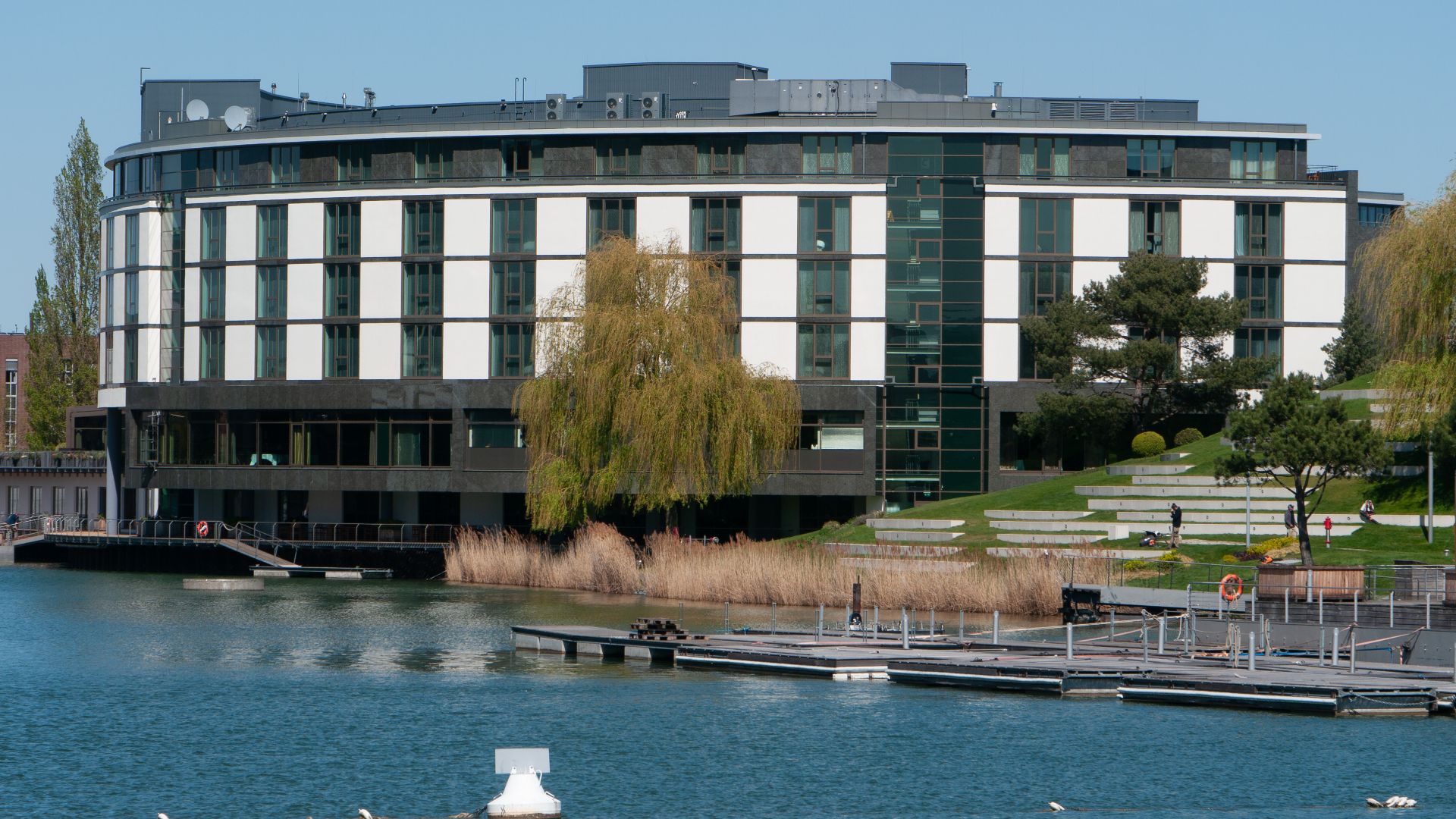 File:Ritz-Carlton, Wolfsburg (P1100712).jpg