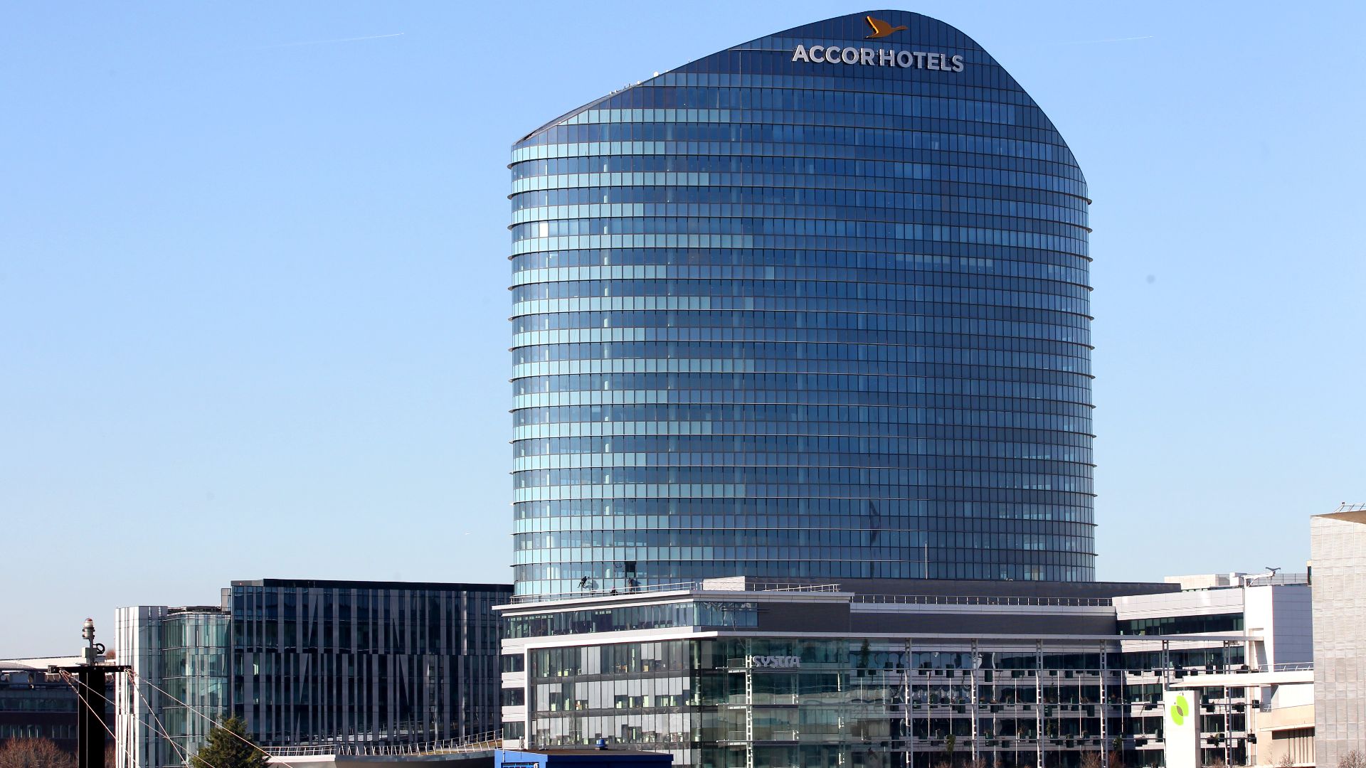 File:Sequana Accorhotels.jpg